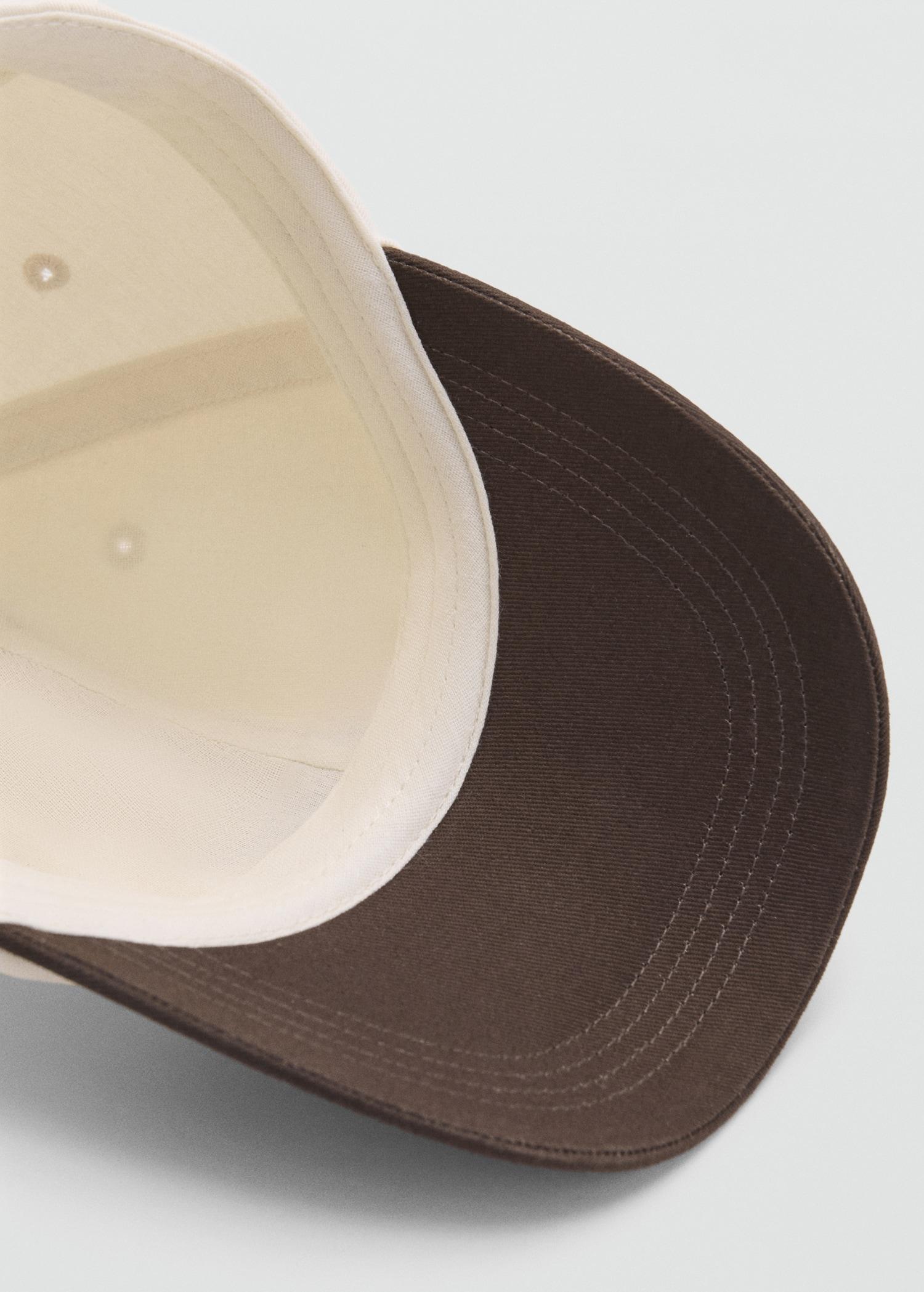 Embroidered message cap - Women | MANGO USA Product Image