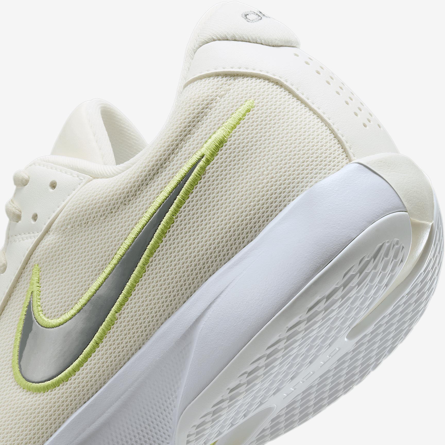 Nike Mens G.T. Cut Academy Basketball Shoes | FB2599-106 Product Image
