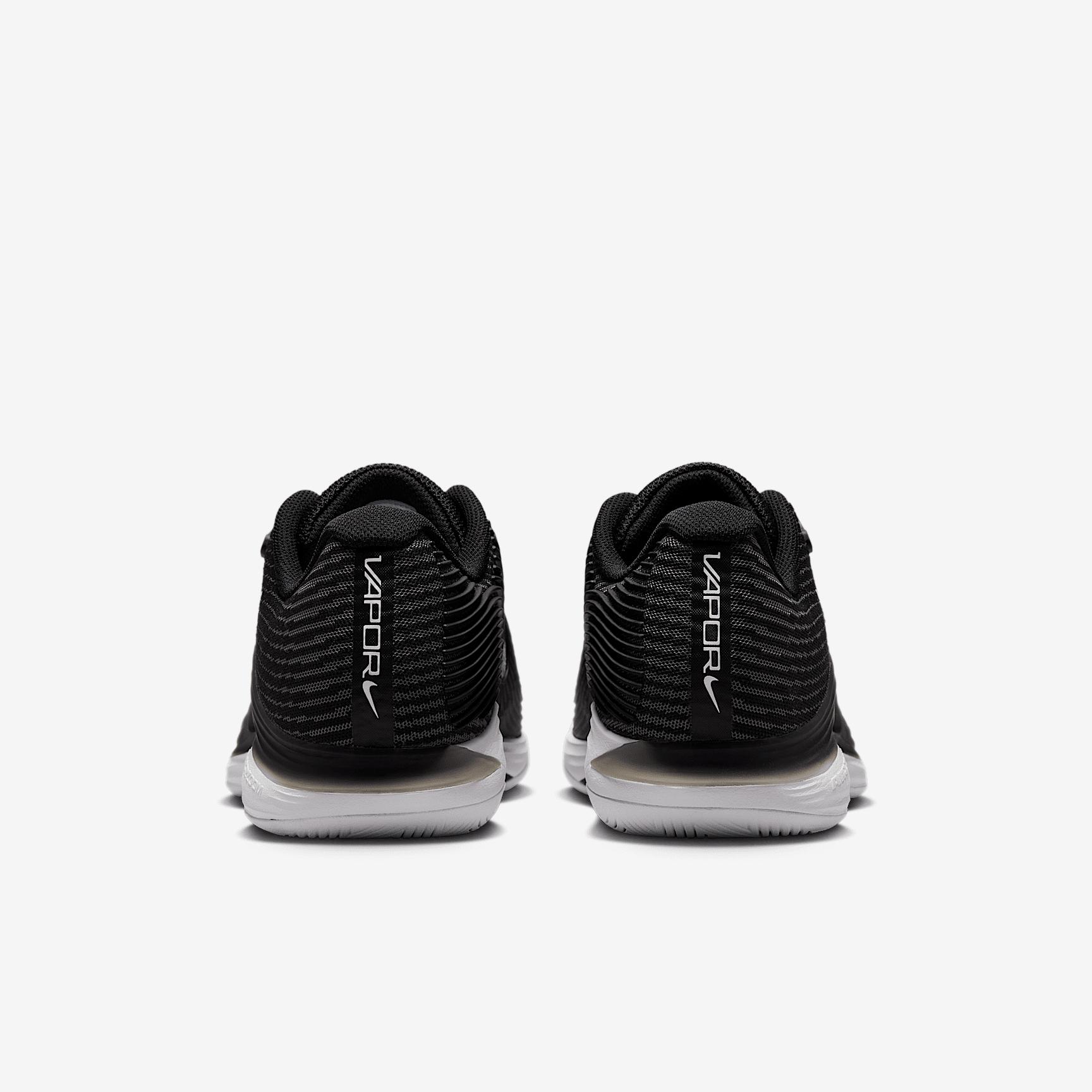 Nike Women's Vapor Hard Court Tennis Shoes Product Image