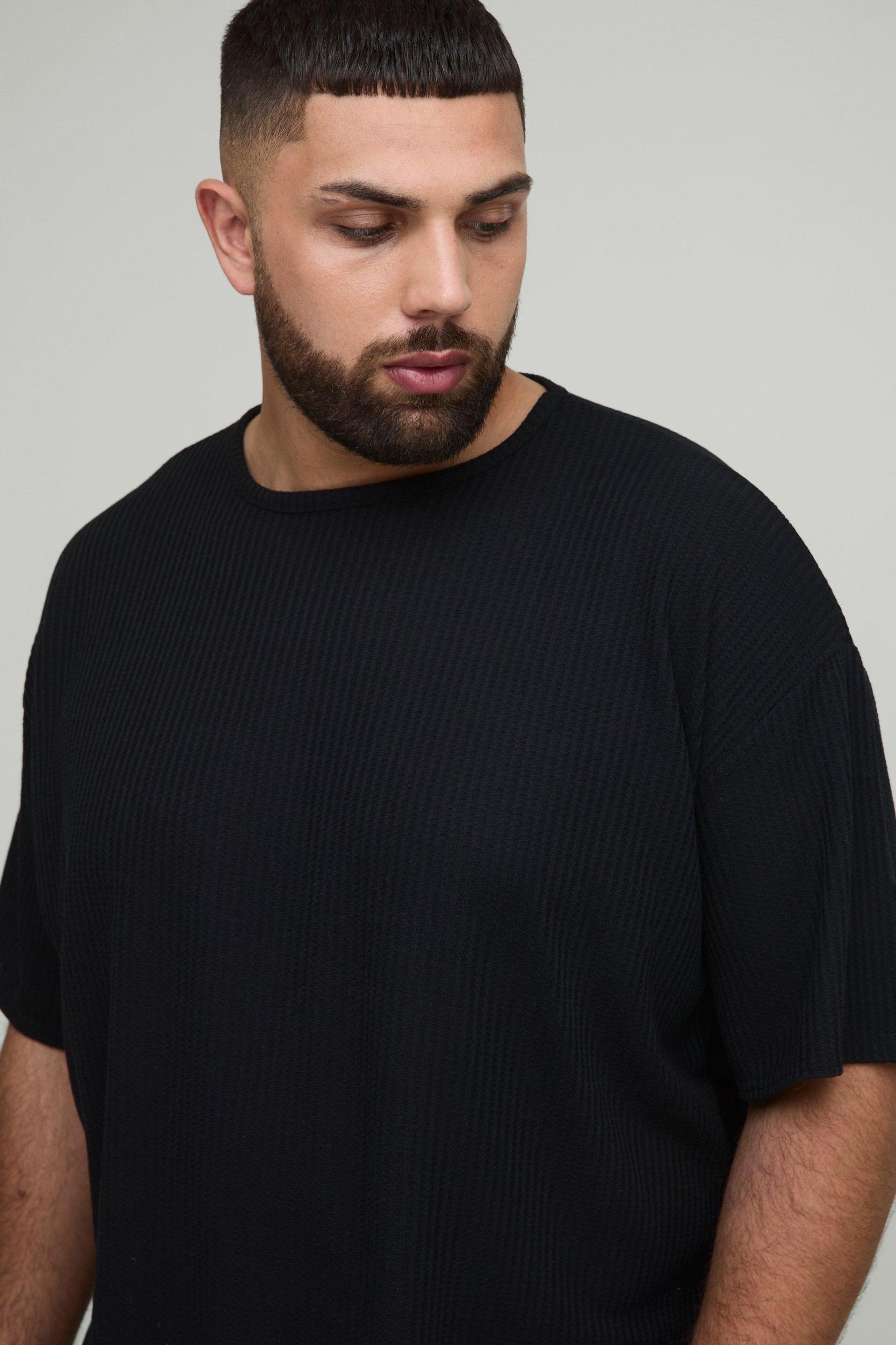 Plus Oversized Textured T-Shirt & Short Set | boohooMAN USA Product Image