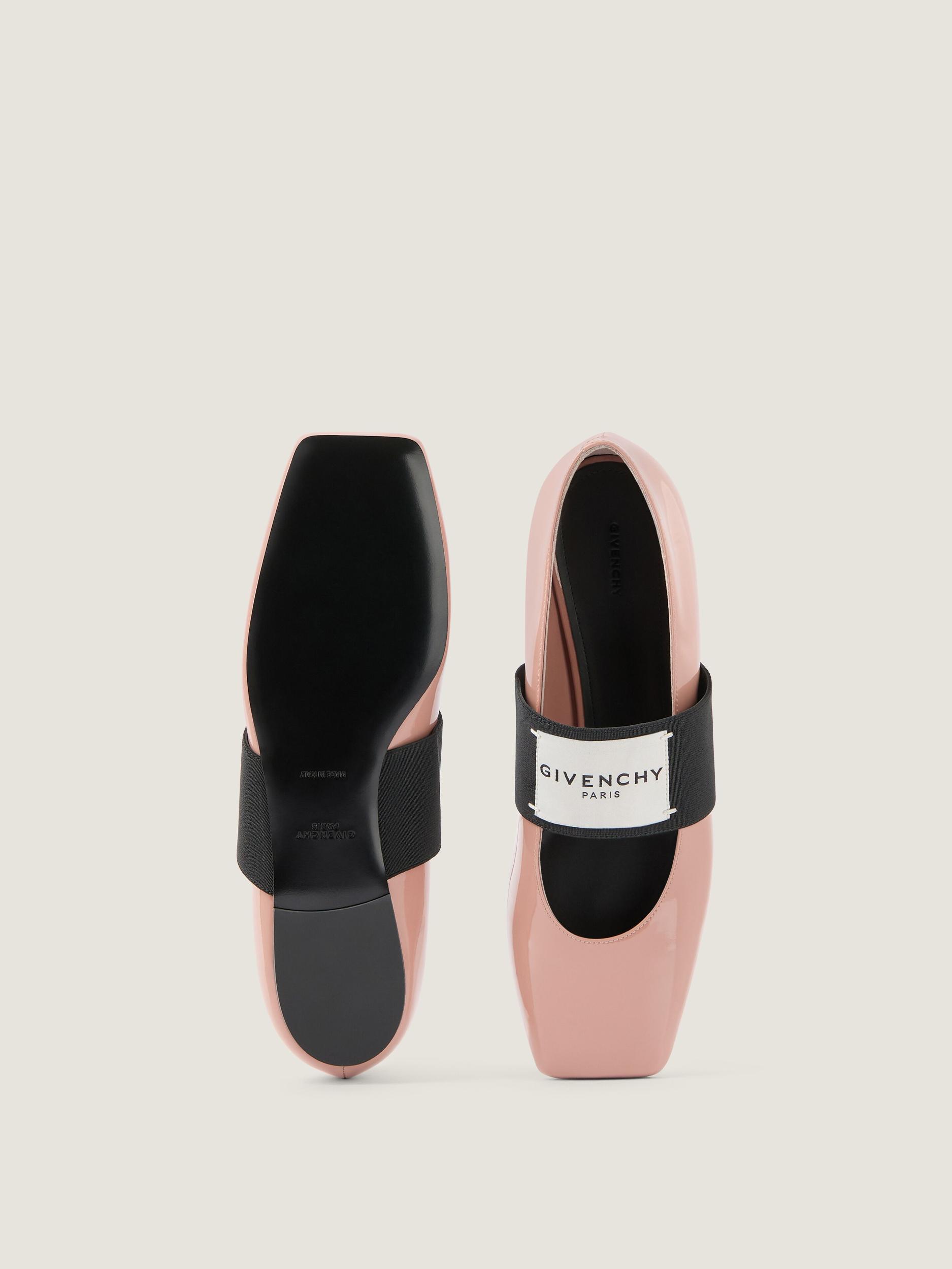 Sliced Square ballerinas in patent leather Product Image