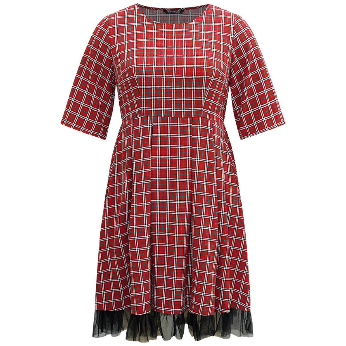 Plus Size Christmas Plaid Mesh Patchwork Pleated Dress Multicolor Women Office Printed Round Neck Half Sleeve Curvy Midi Dress BloomChic 30/6X Product Image