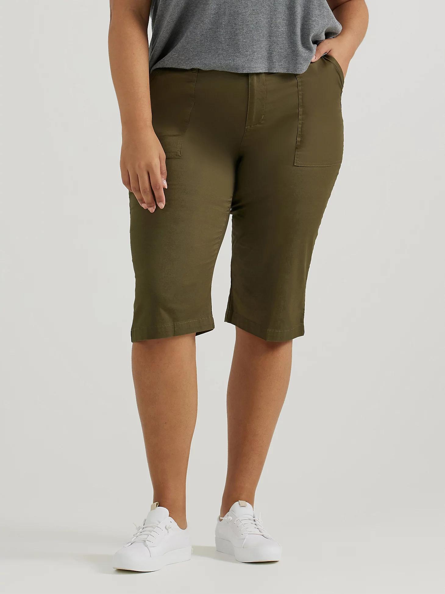 Women's Ultra Lux Comfort with Flex-to-Go Relaxed Fit Utility Skimmer (Plus) | Women's Capris & Crops | Lee® Product Image