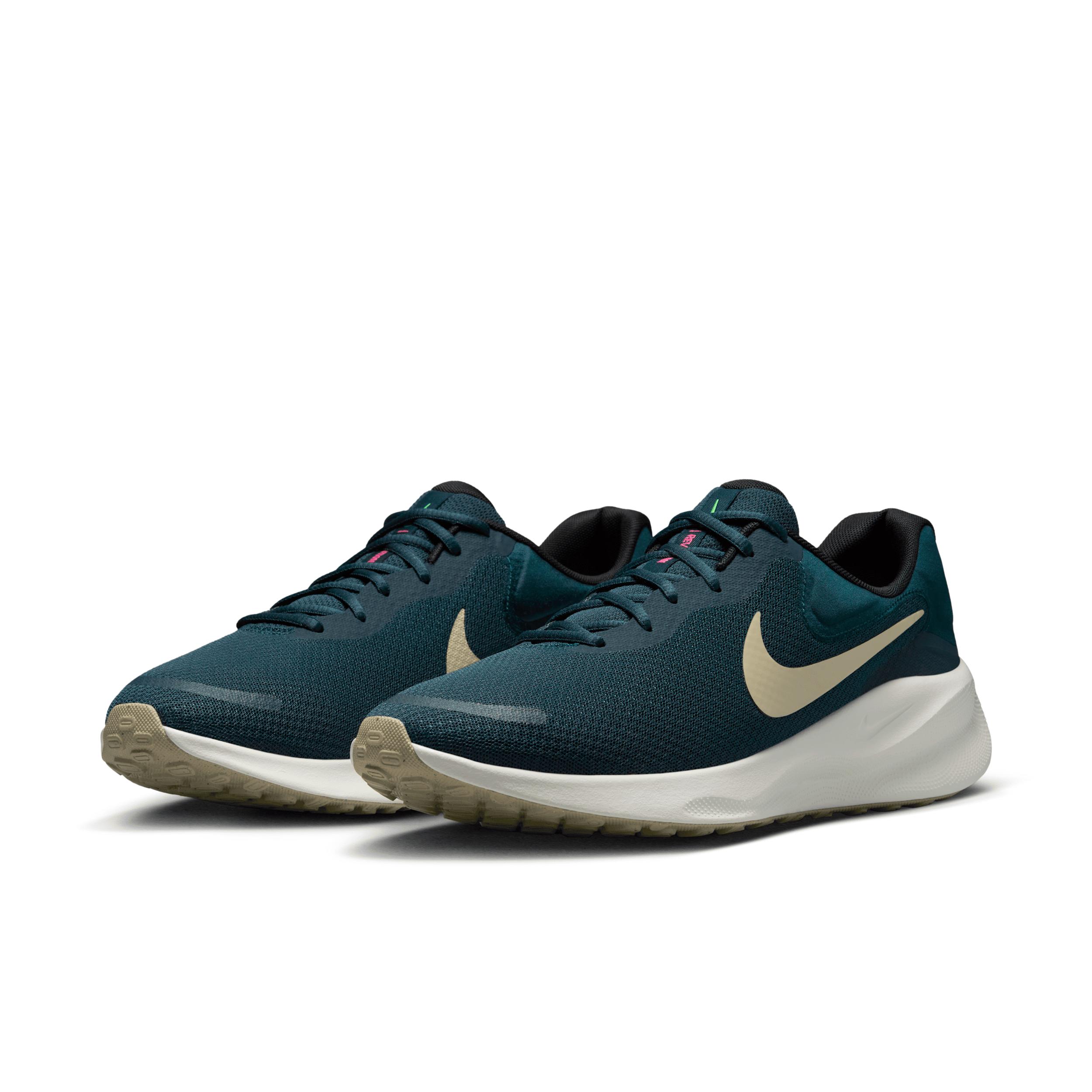 Nike Men's Revolution 7 Road Running Shoes Product Image
