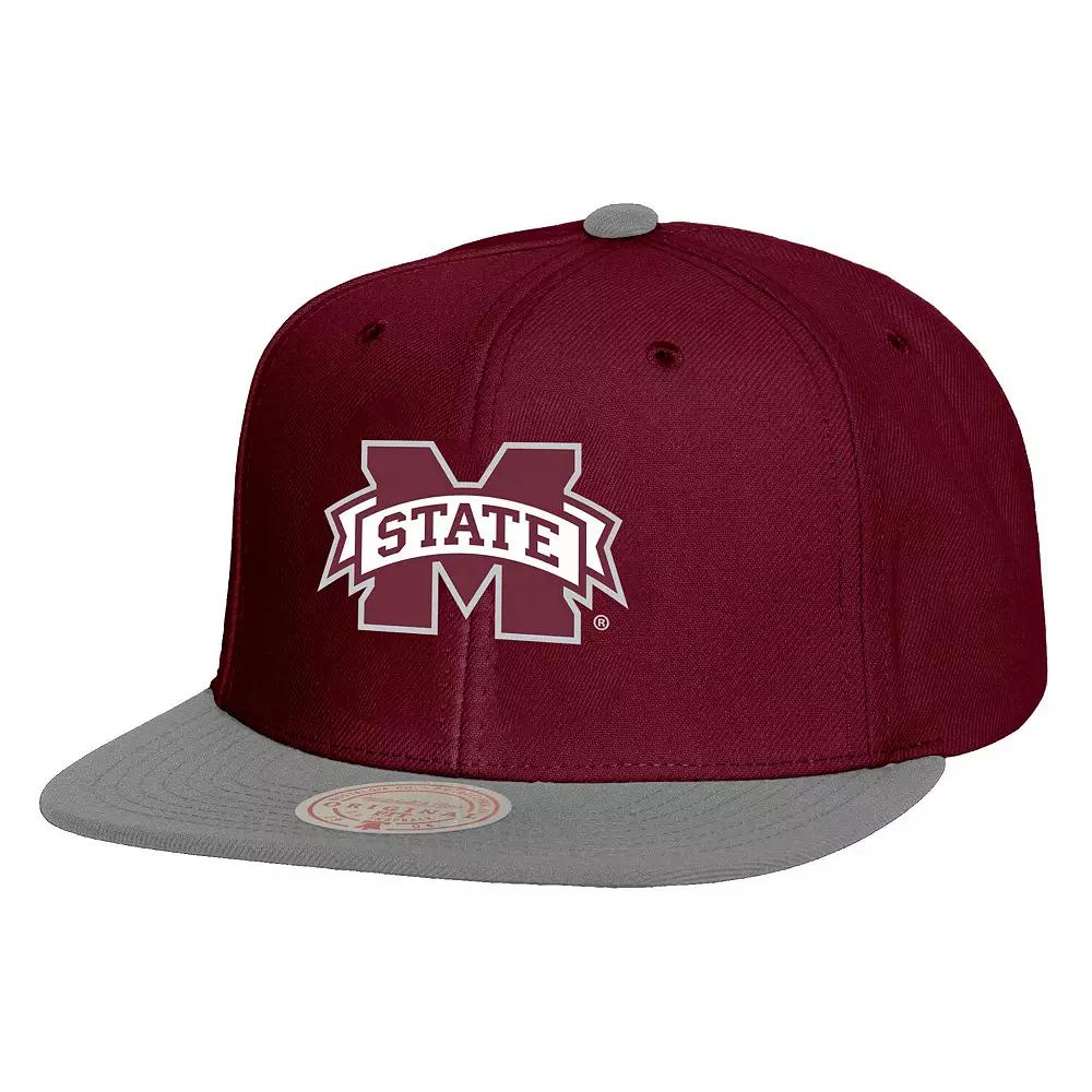 Men's Mitchell & Ness Maroon/Gray Mississippi State Bulldogs 2-Tone 2.0 Snapback Hat, Mst Red Product Image