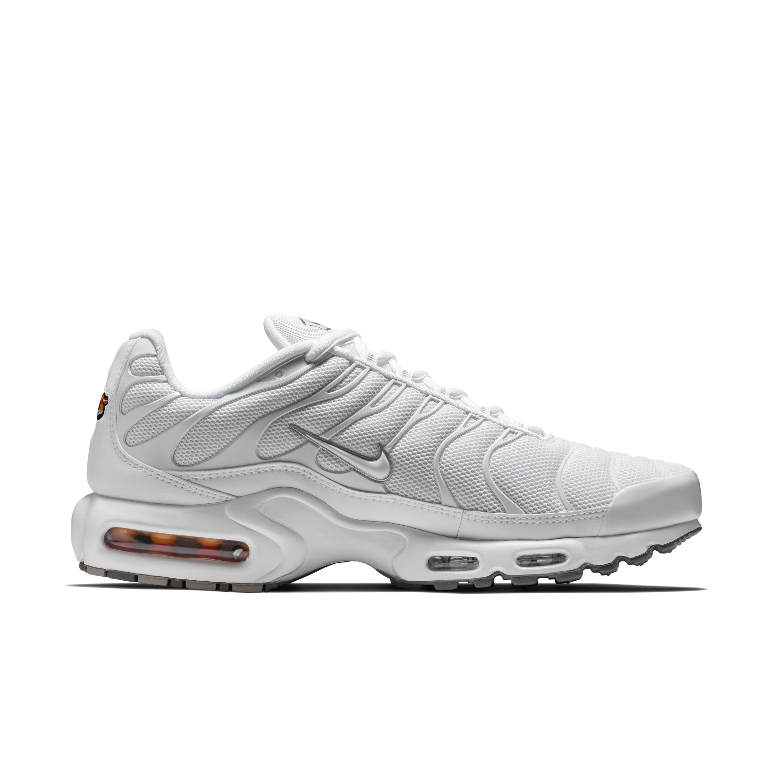Nike Mens Air Max Plus Shoes | 604133-139 Product Image