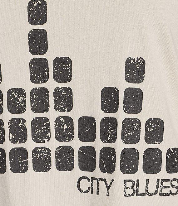 City Blues Coram Graphic Crew Neck Short Sleeve Cropped T-Shirt Product Image