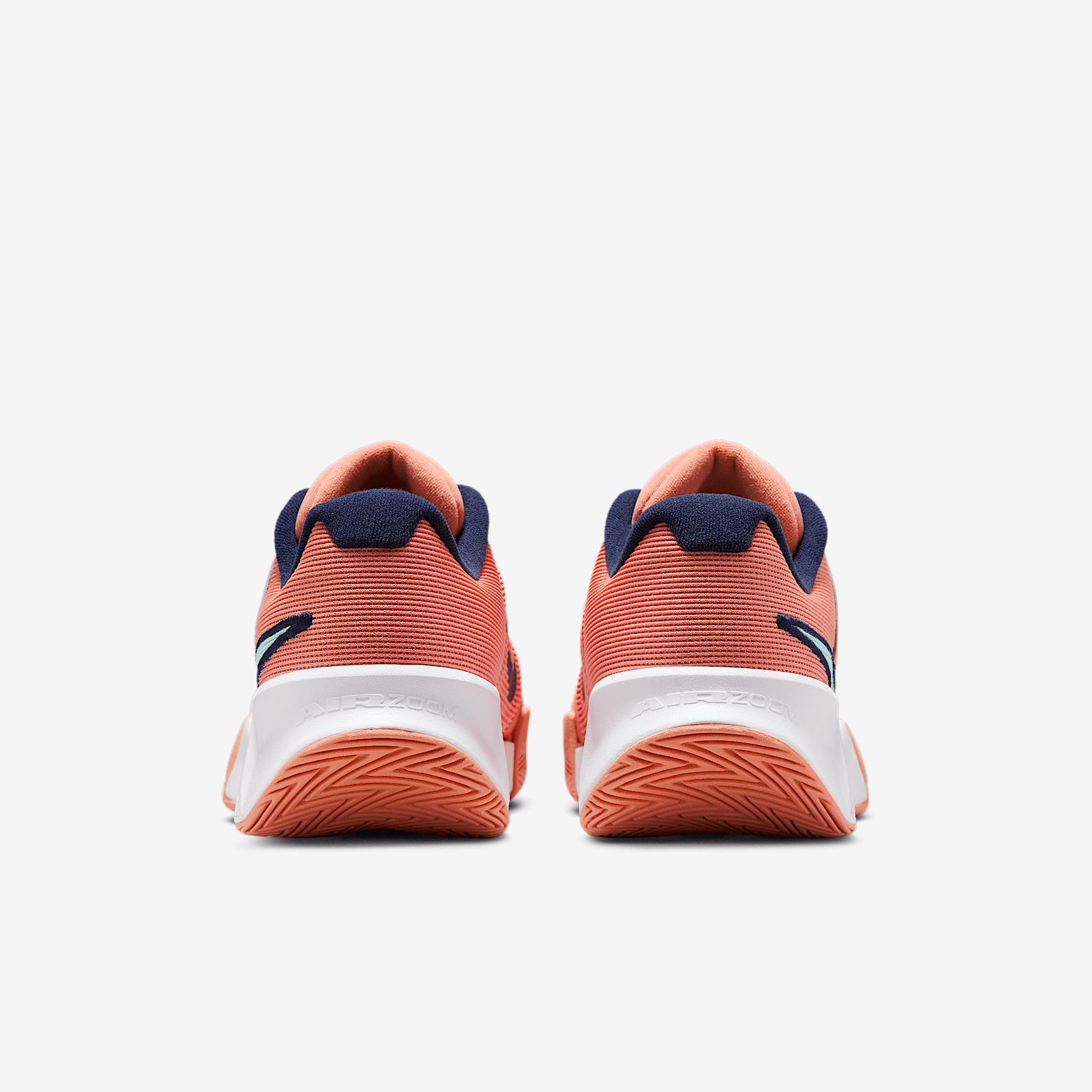 Nike GP Challenge Pro Men's Hard Court Tennis Shoes Product Image