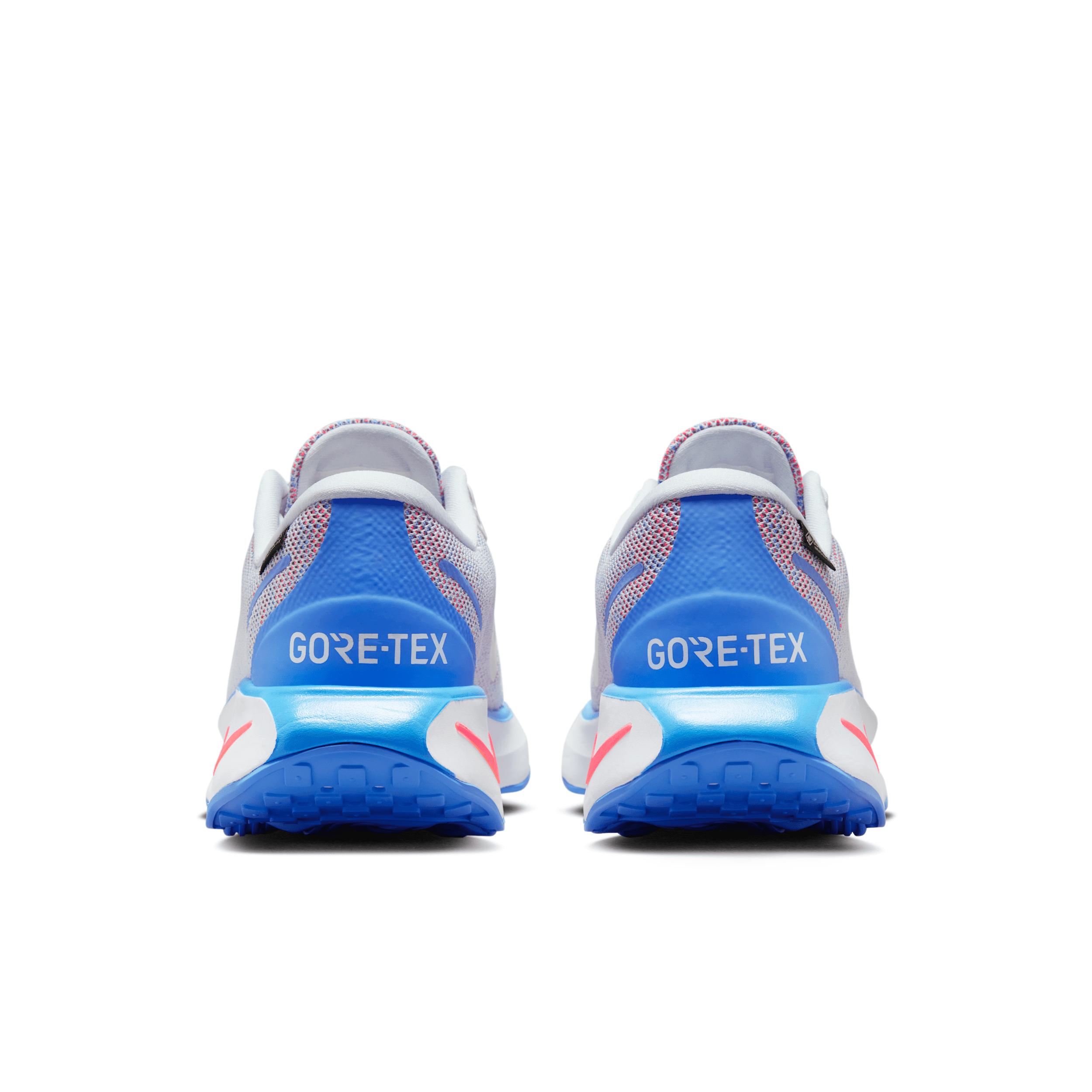 Nike Women's Motiva GORE-TEX Waterproof Walking Shoes Product Image