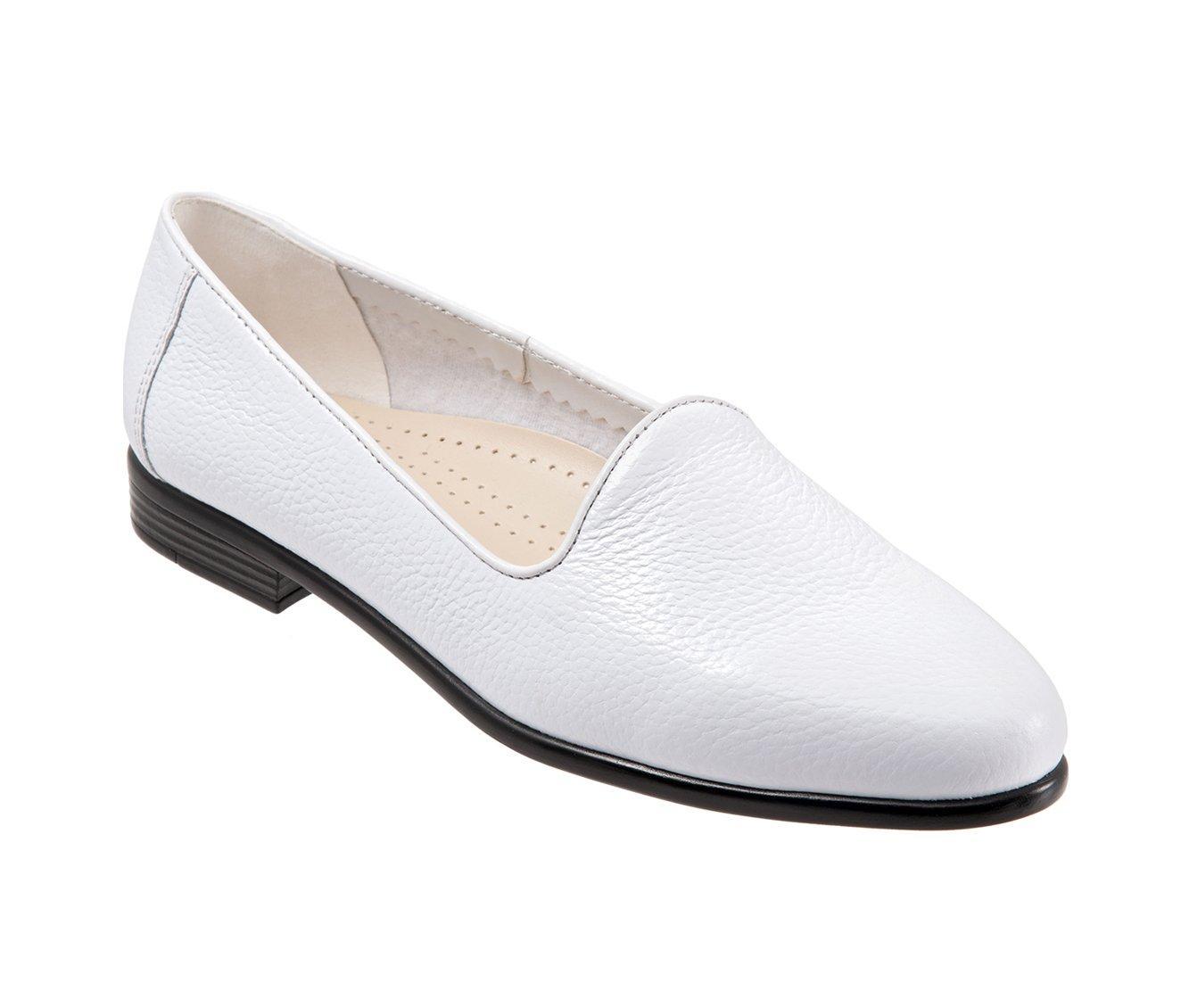 Women's Trotters Liz Tumbled Flats Product Image