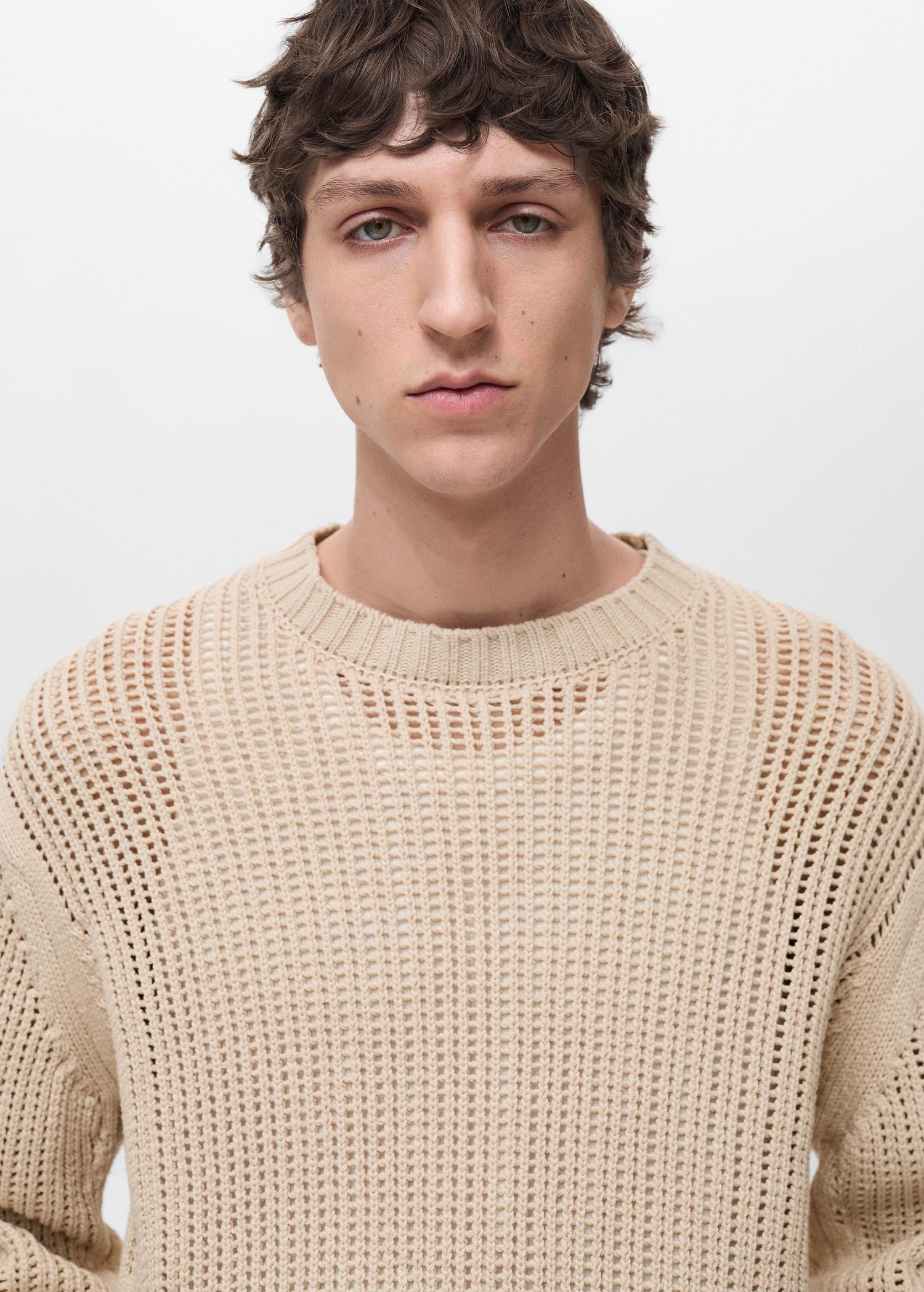 100% cotton openwork knitted sweater - Men | MANGO USA Product Image