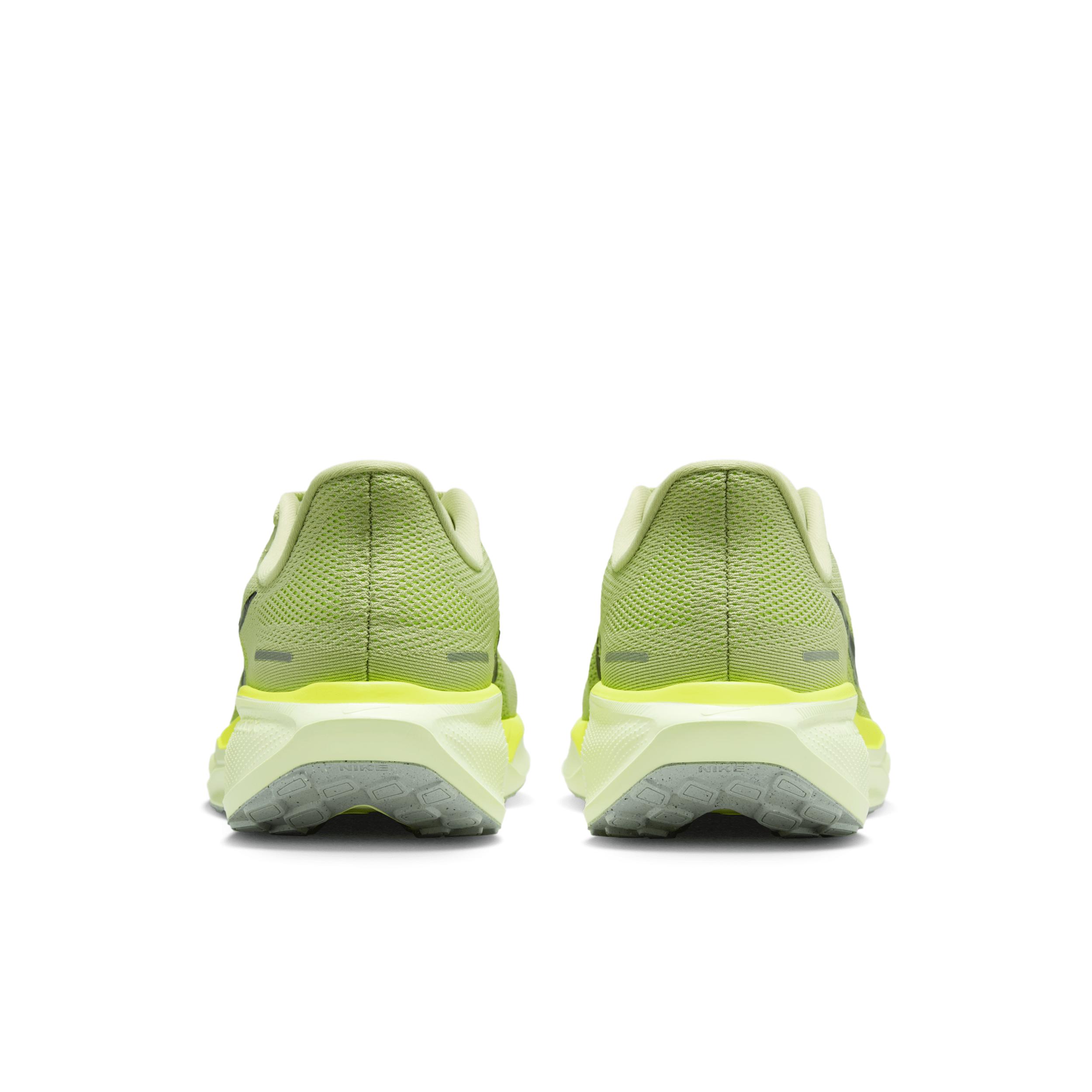 Nike Men's Pegasus 41 Road Running Shoes Product Image