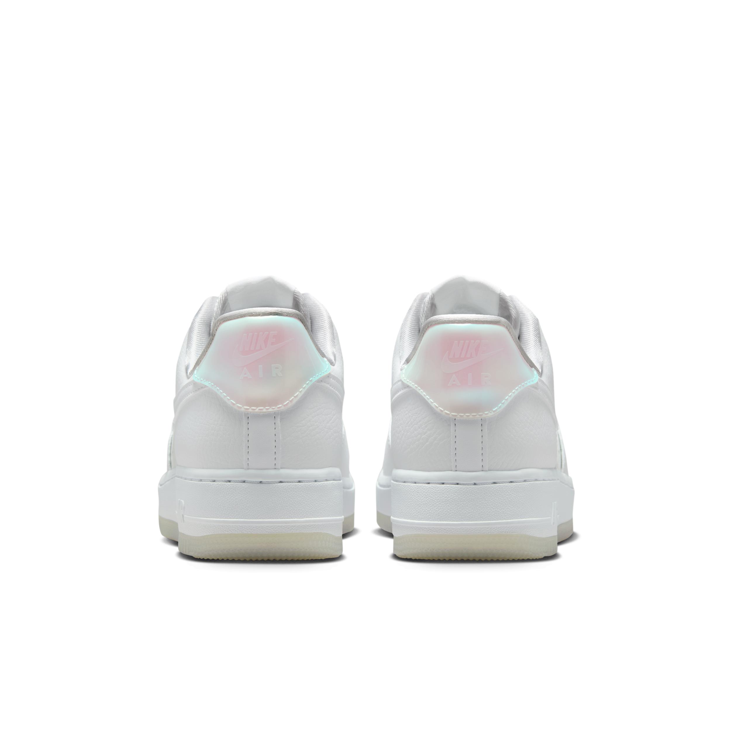 Nike Womens Air Force 1 07 Shoes | IH3204-100 Product Image
