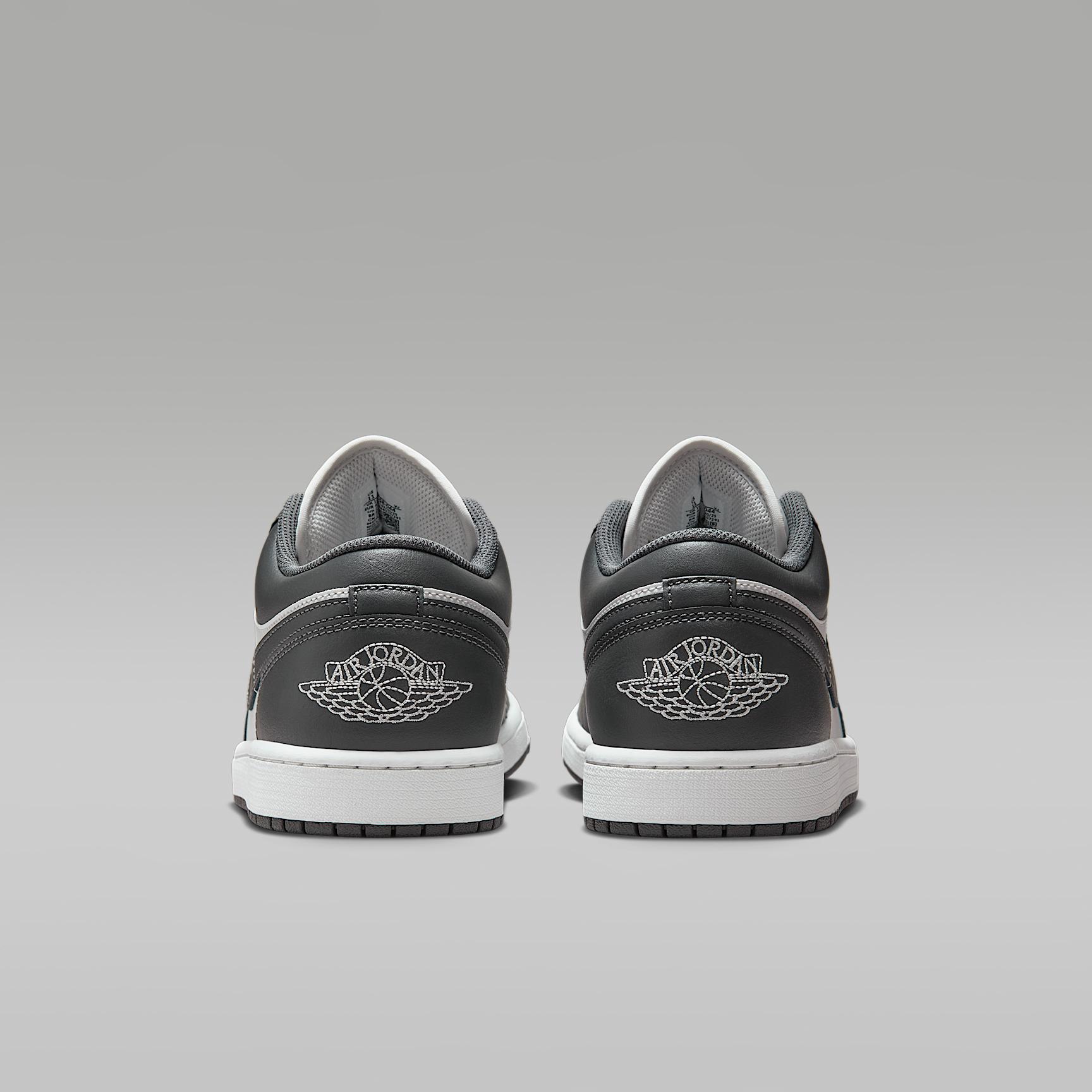 Air Jordan 1 Low Men's Shoes Product Image