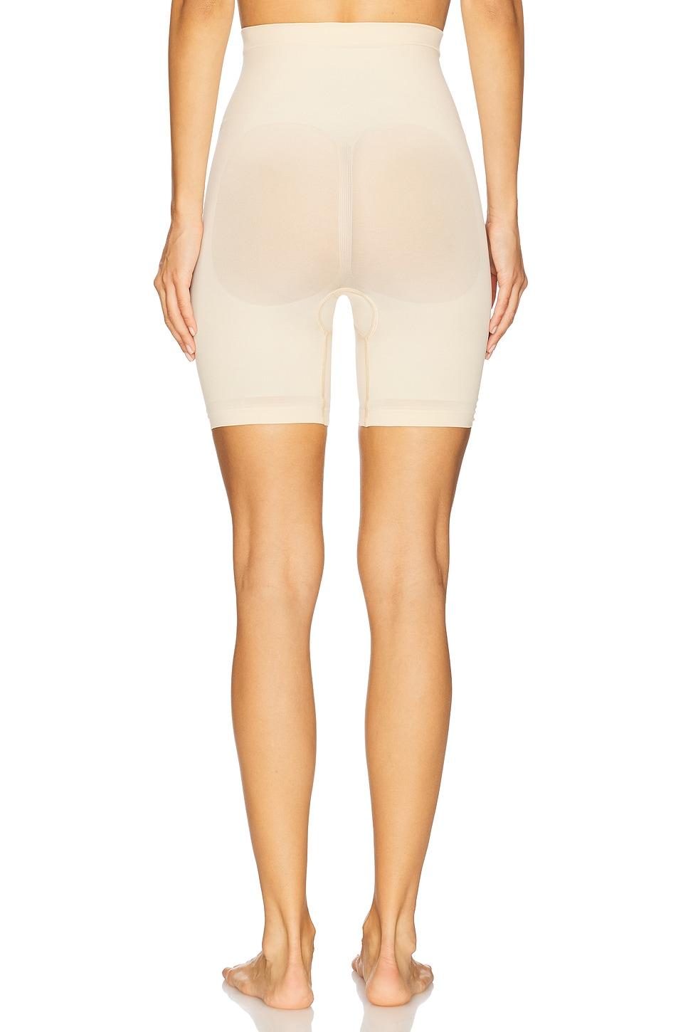 Seamless Sculpt Mid Thigh Short SKIMS Product Image