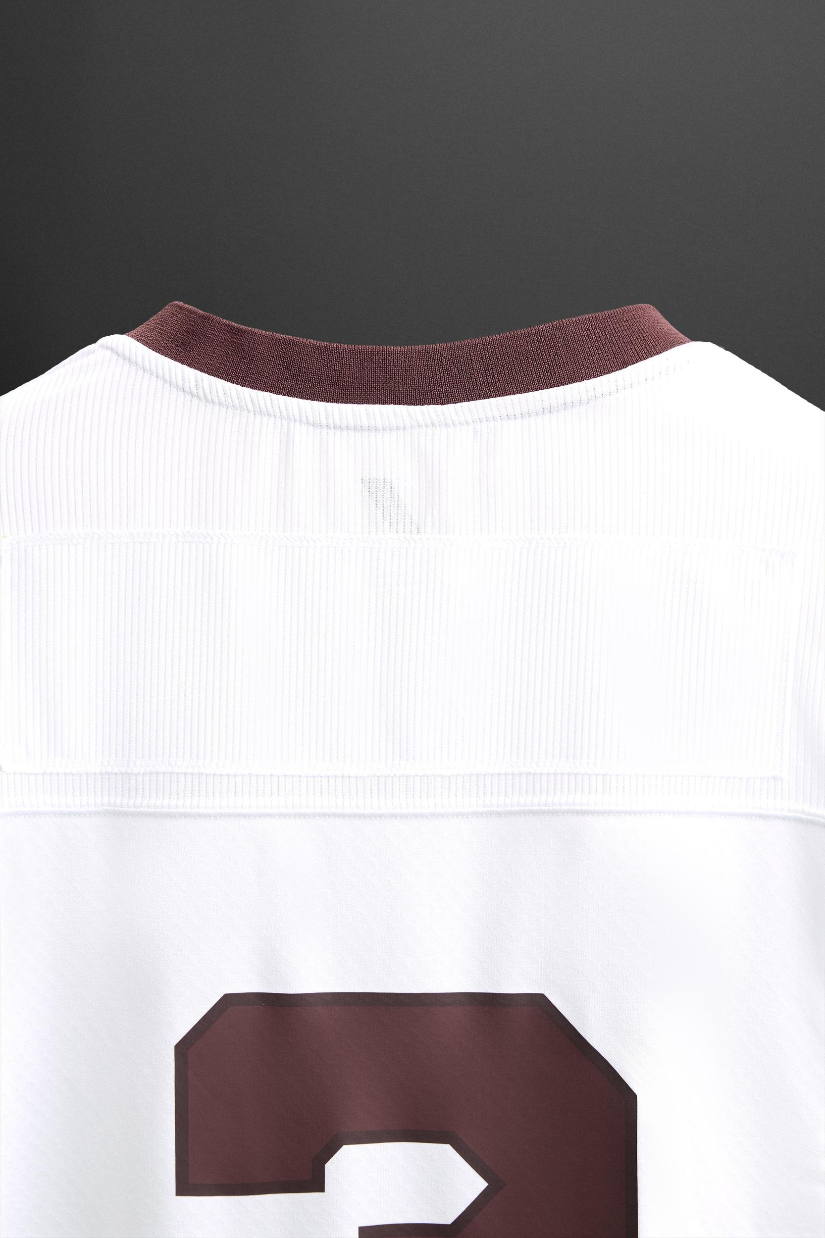 FOOTBALL JERSEY Product Image