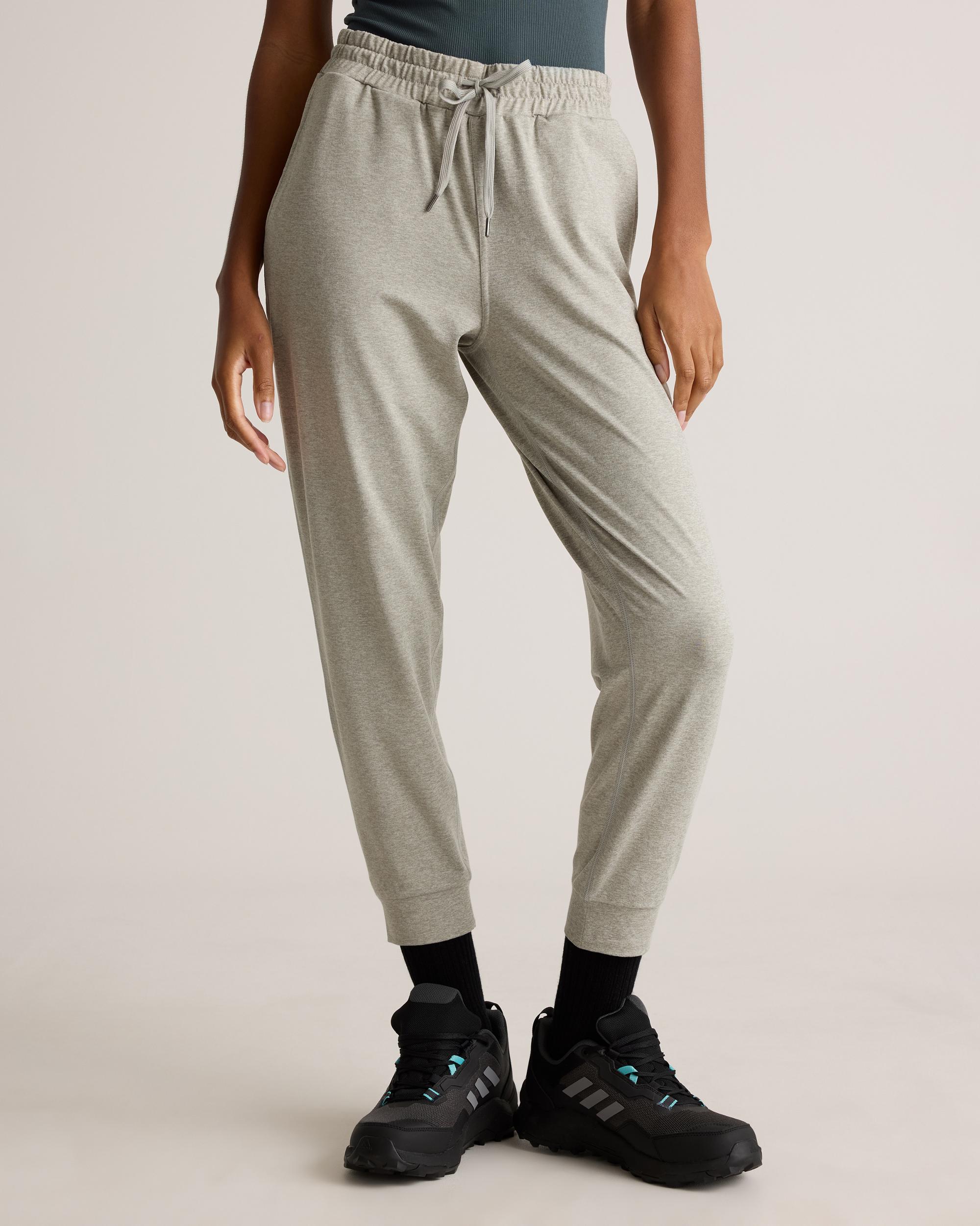 Quince | Women's Flowknit Mid-Rise Jogger Recycled Poly with Stretch Product Image