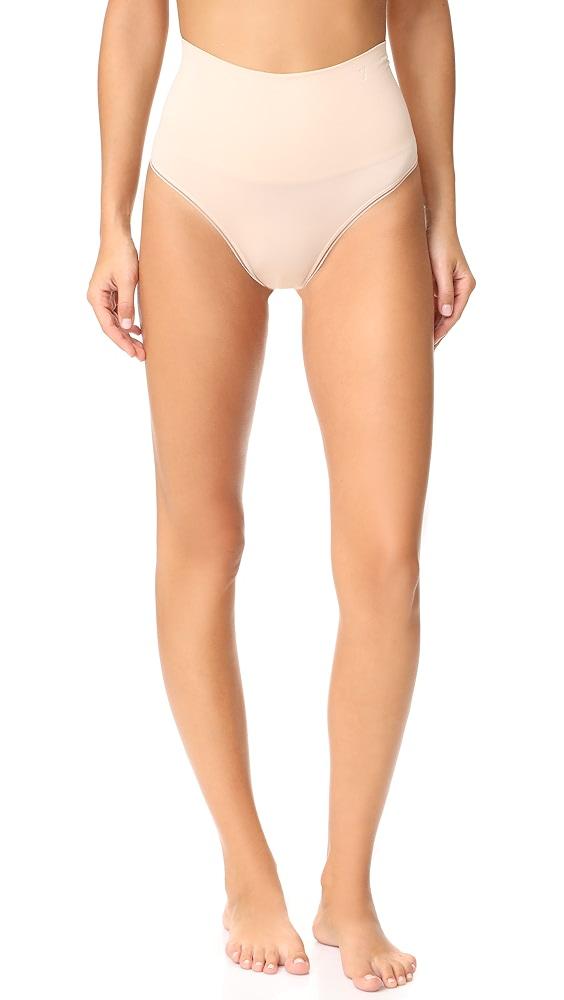 Yummie Seamlessly Shaped Ultralight Thong Product Image