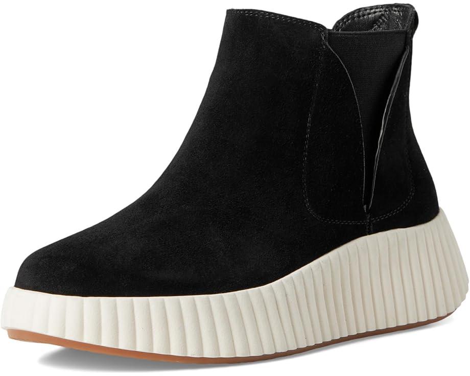 Charming Sneakers Product Image