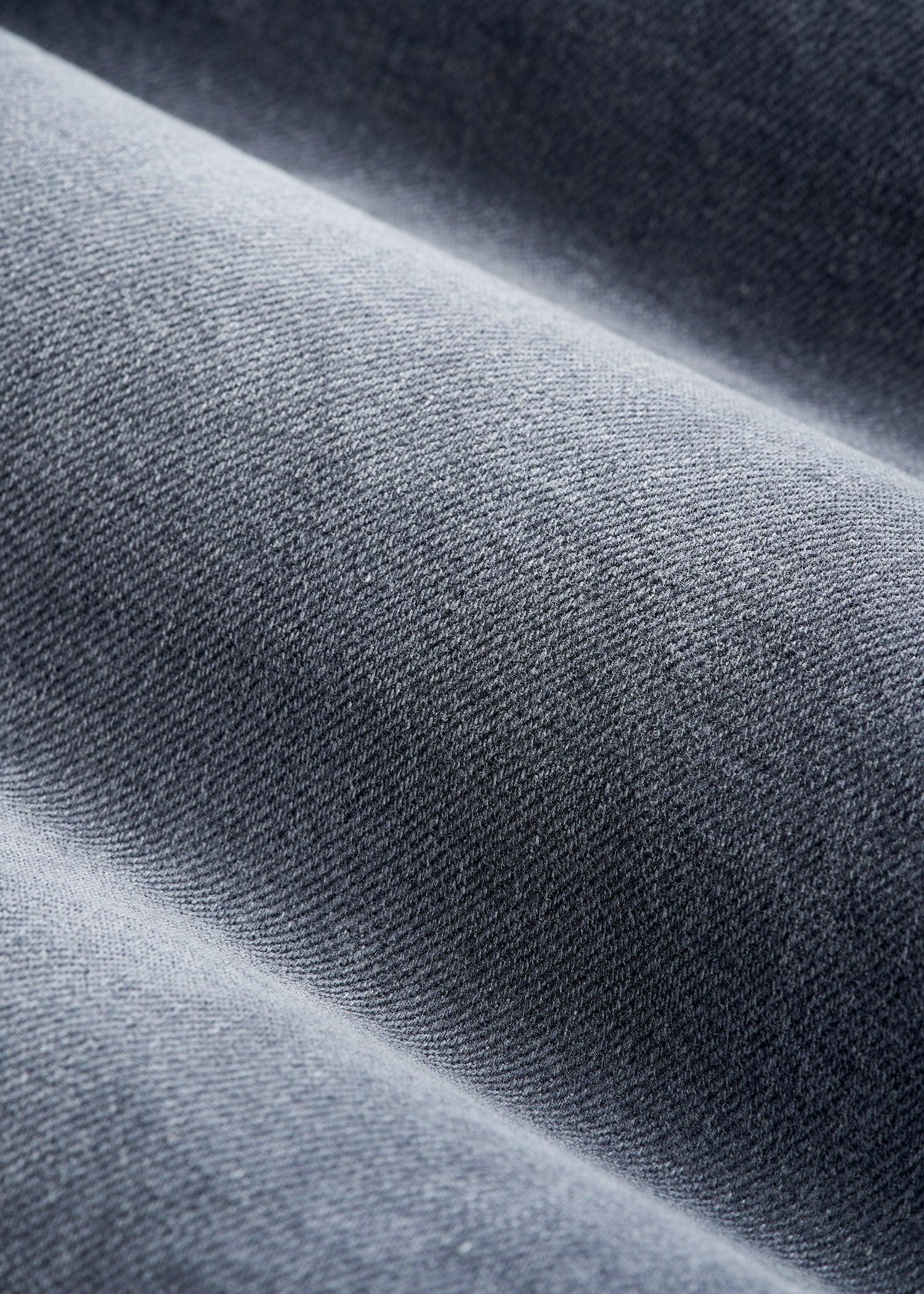 Americana Collection J1 Straight Fit Jeans For Tall Men in Wolf Grey Male Product Image