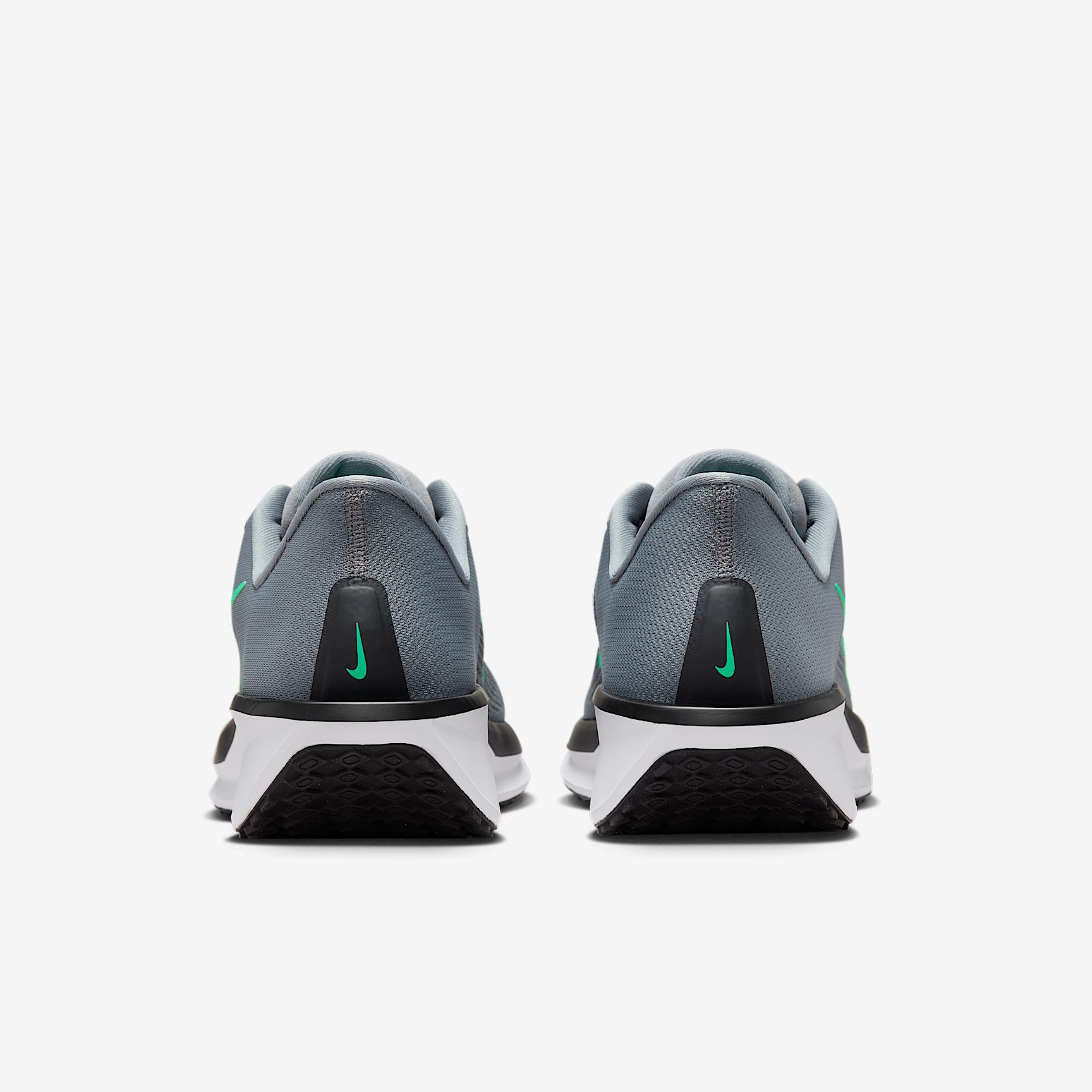 Nike Mens Quest Road Running Shoes | FD6033-009 Product Image