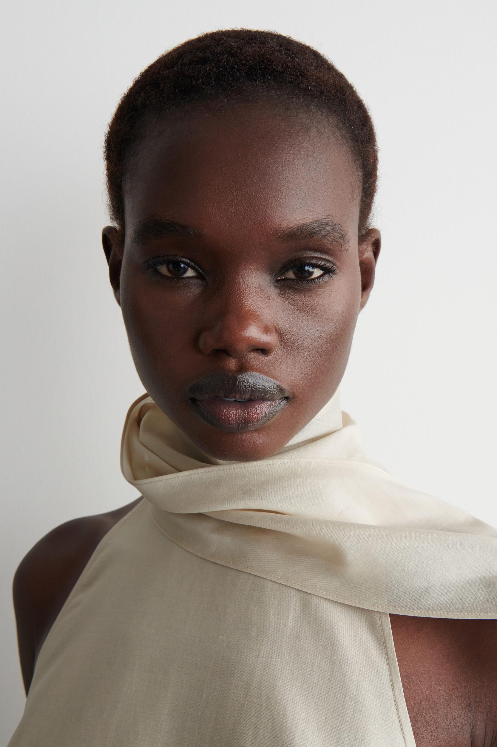 FLUID HALTERNECK TOP Product Image