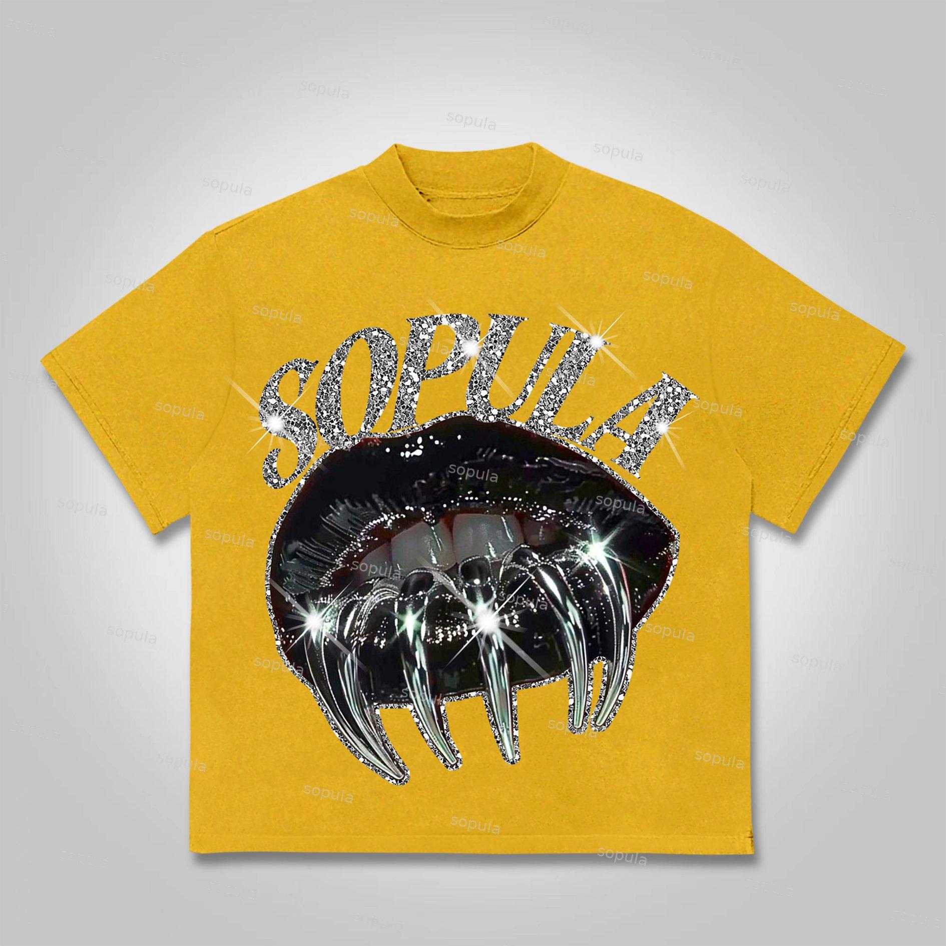 Sopula Claws Shine Lips Graphic Print Cotton T-shirt Product Image