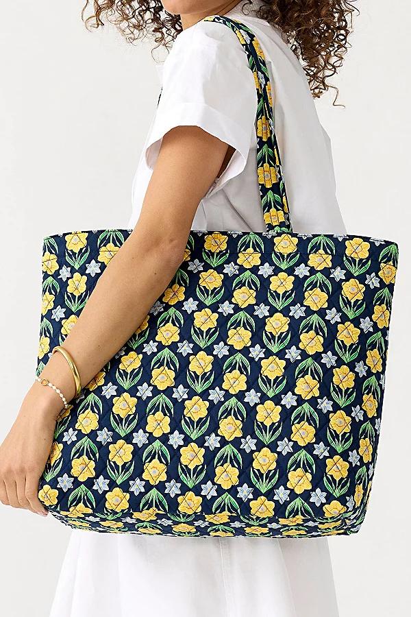 Vera Bradley Quilted Cotton Zip Tote Bag Womens at Urban Outfitters Product Image