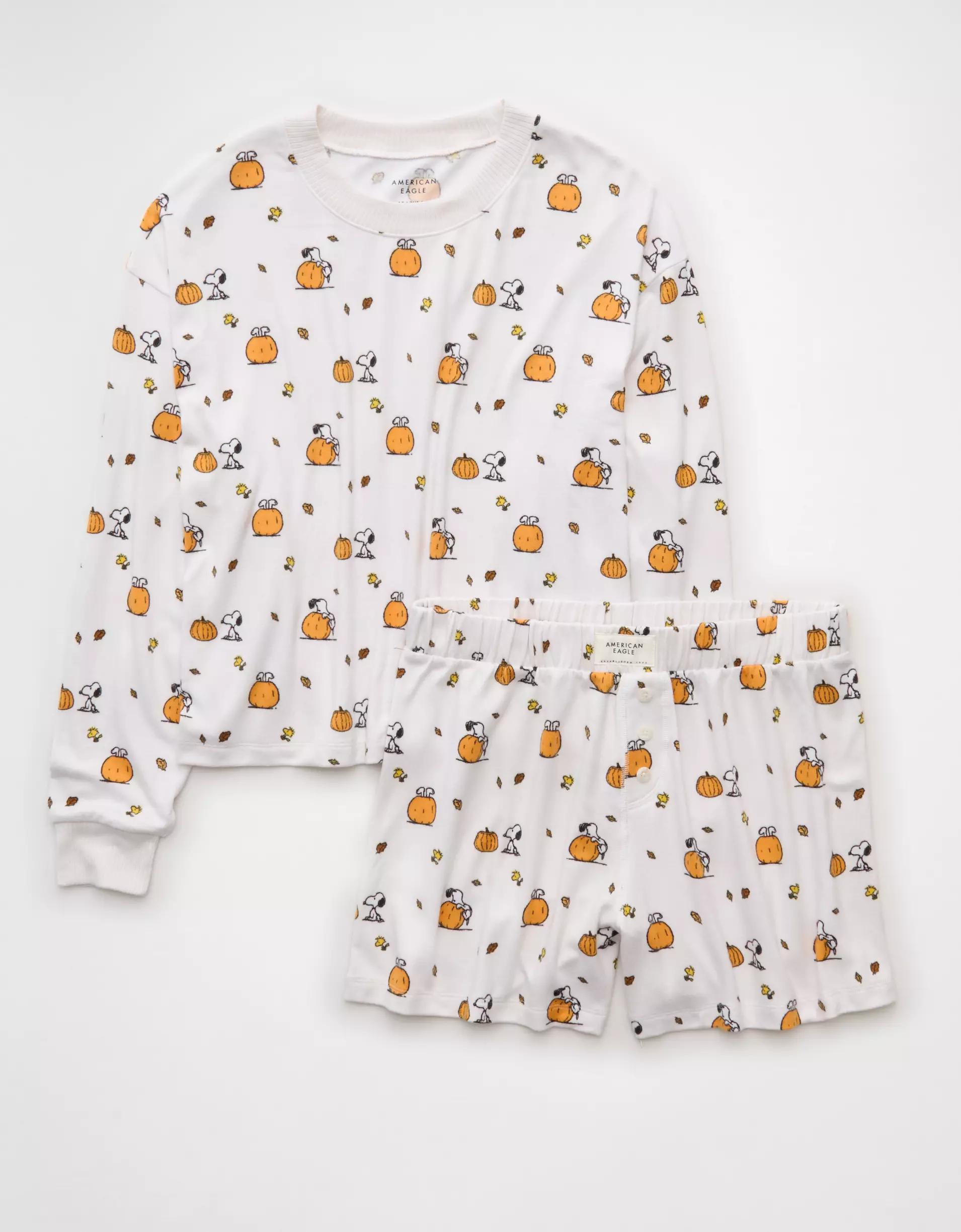 AE Luxe Plush Snoopy Halloween PJ Set Product Image