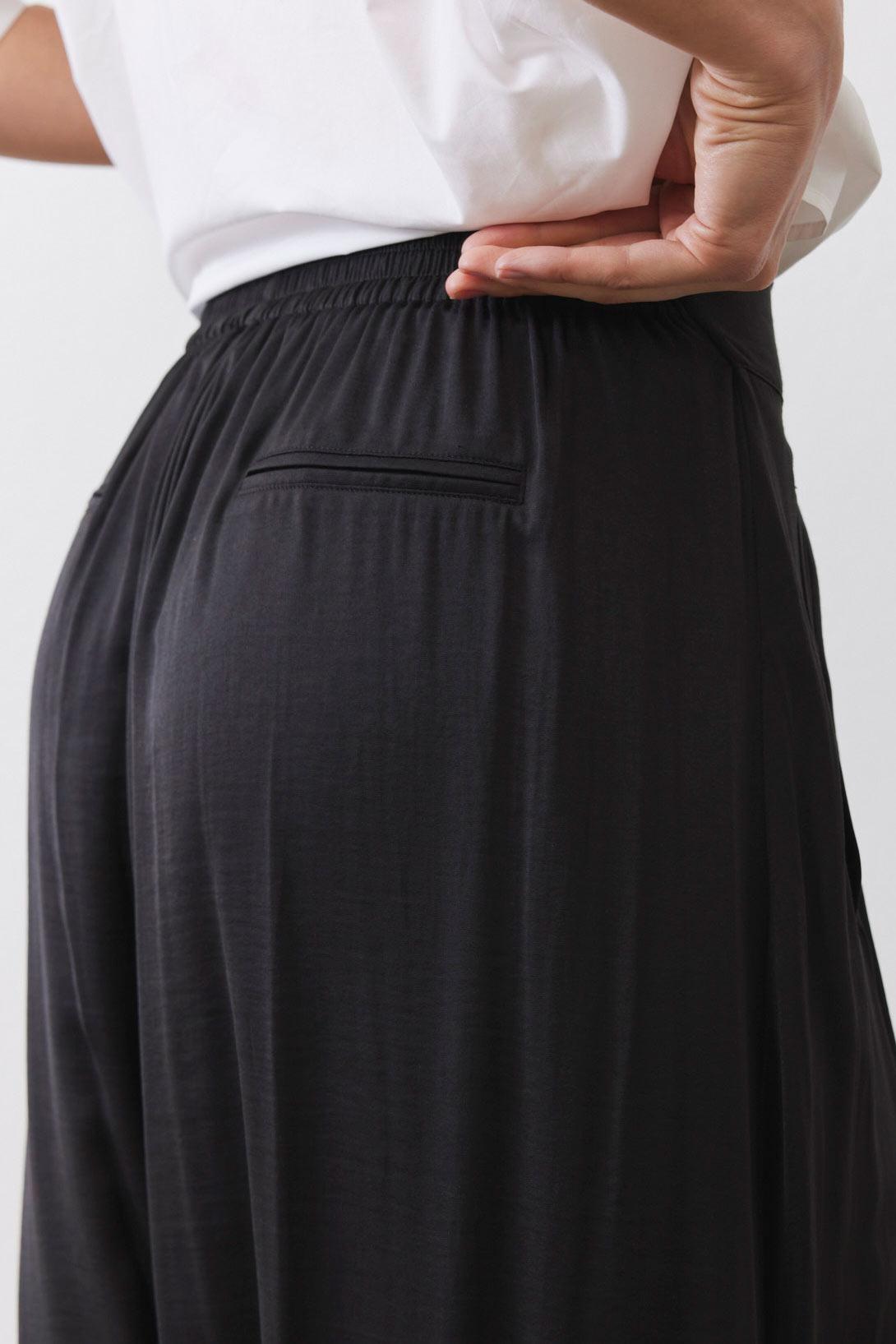 Slouchy Cropped Pants Product Image