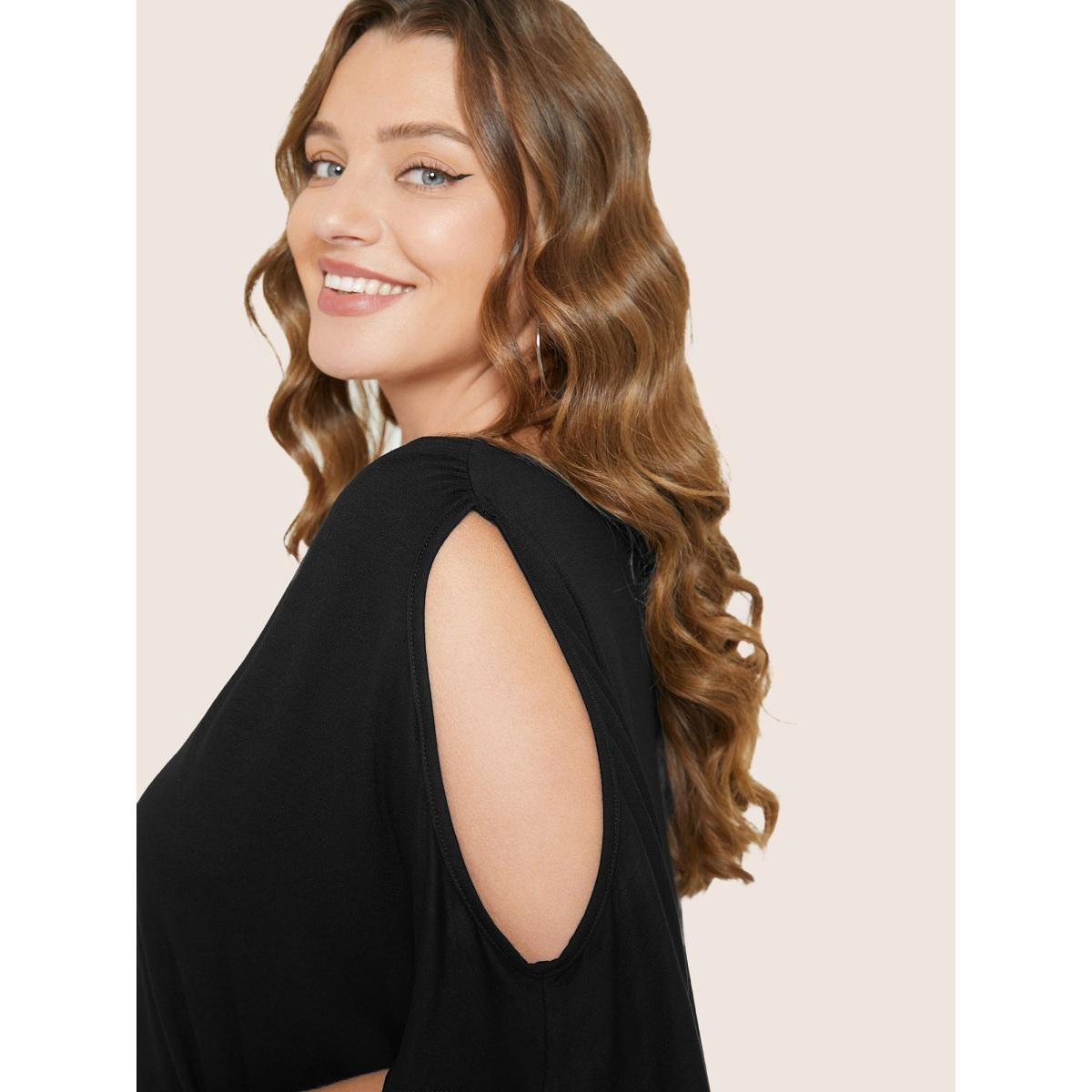 Plus Size Plain Cut Out V Neck T-shirt Black Women Elegant Cut-Out Plain V-neck Everyday T-shirts BloomChic 22-24/3X Product Image