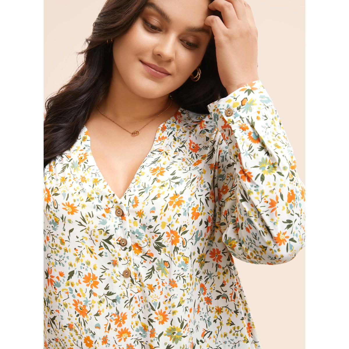 Plus Size WhiteSmoke Floral Notched Gathered Cuff Blouse Women Elegant Long Sleeve Flat collar with V-notch Everyday Blouses BloomChic 30/6X Product Image