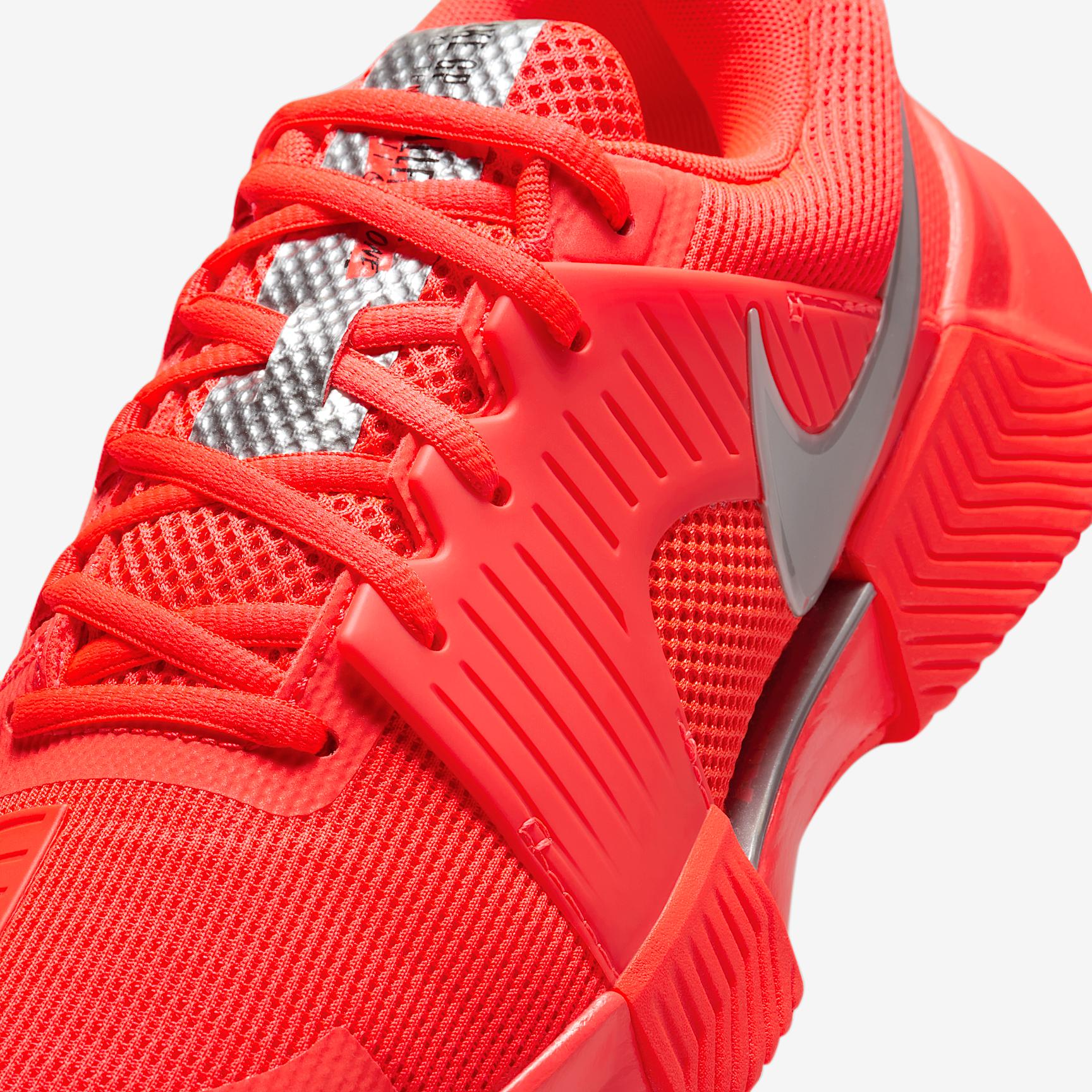 Nike Womens GP Challenge 1 Premium Hard Court Tennis Shoes | HQ2551-600 Product Image