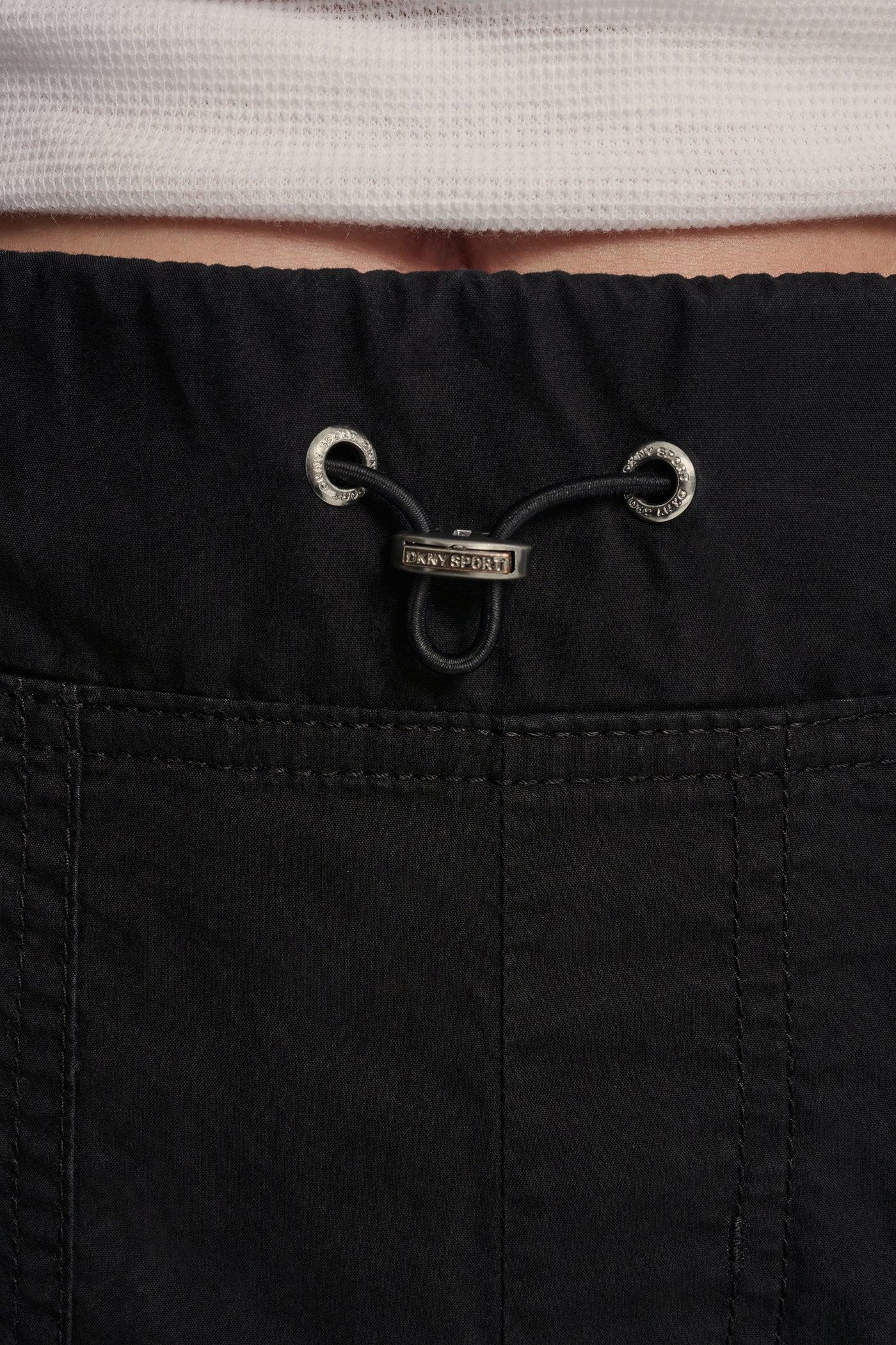 HIGH-RISE SLIM UTILITY JOGGER Product Image