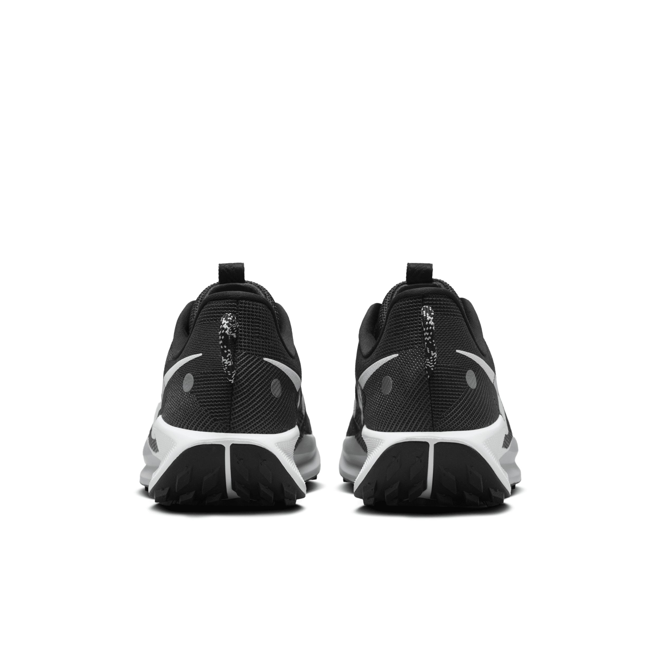 Nike Men's Pegasus Trail 5 Trail Running Shoes Product Image