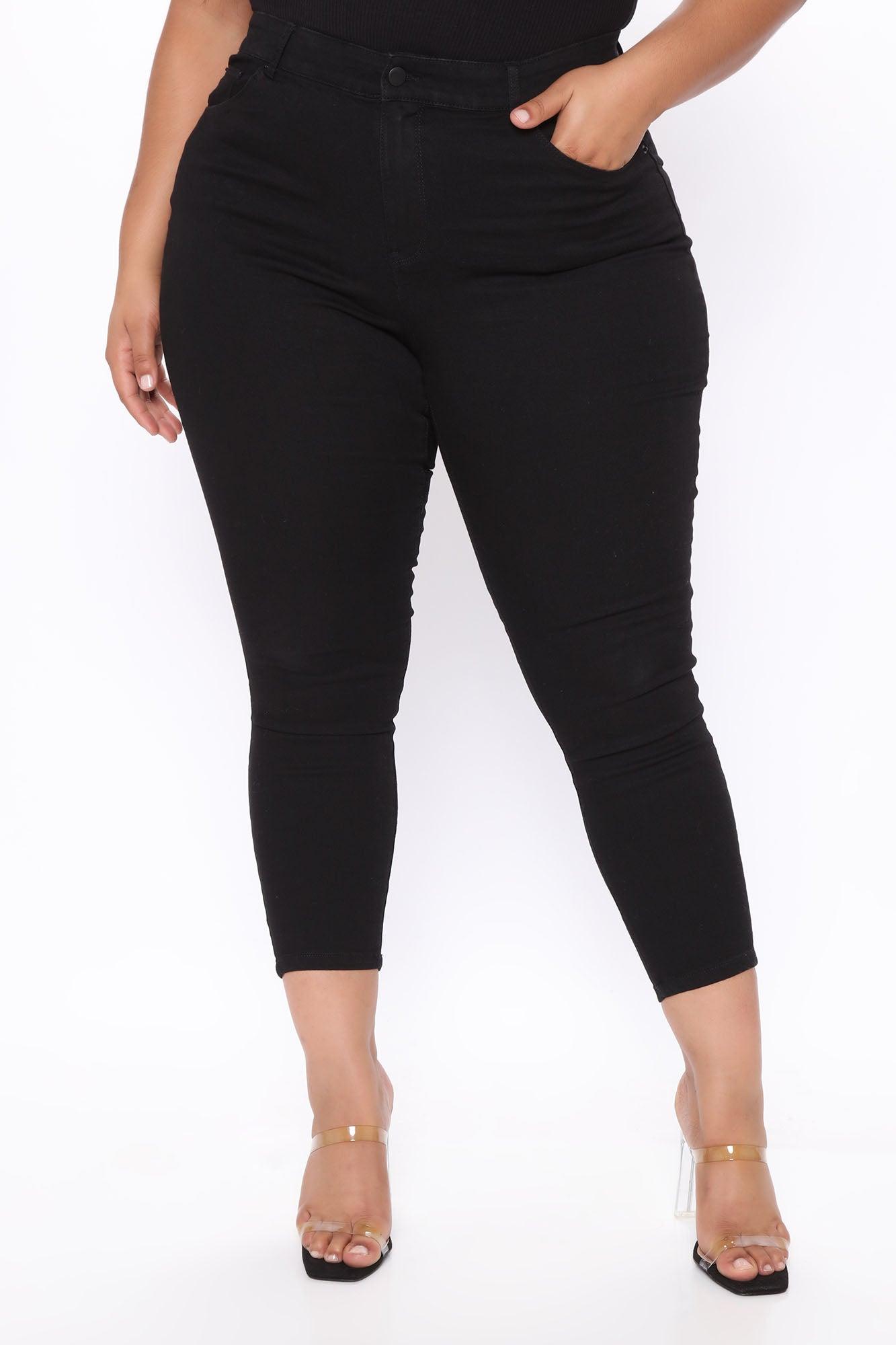Can't Believe It! Booty Shaping Skinny Jeans - Black Product Image