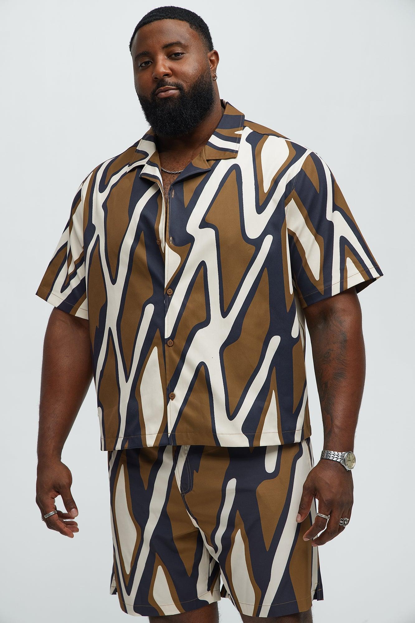 Cropped Chaos Current Printed Cuban Collar Short Sleeve Shirt - Brown Combo Male Product Image