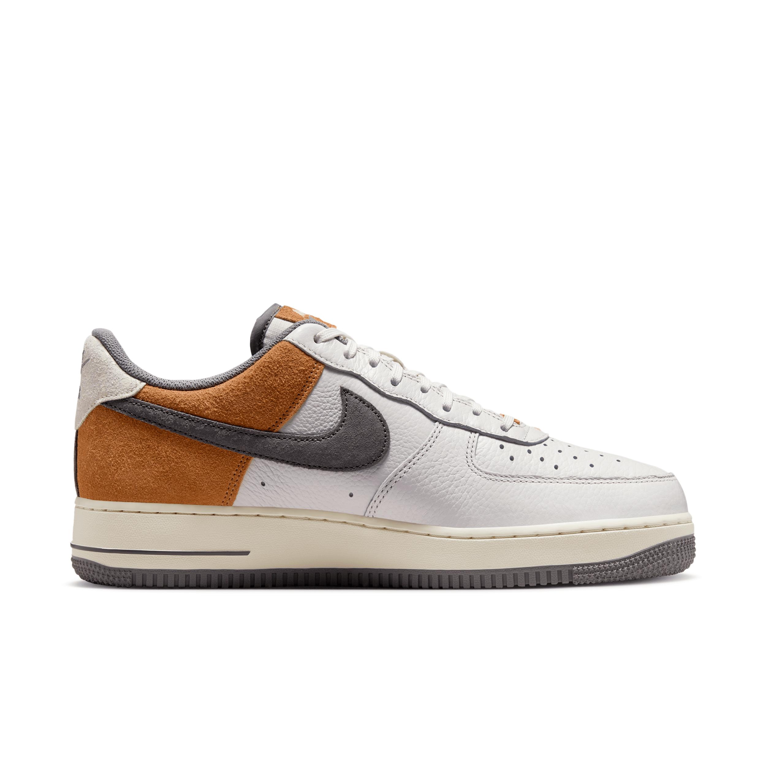 Nike Mens Air Force 1 07 LV8 Shoes | IB7718-030 Product Image