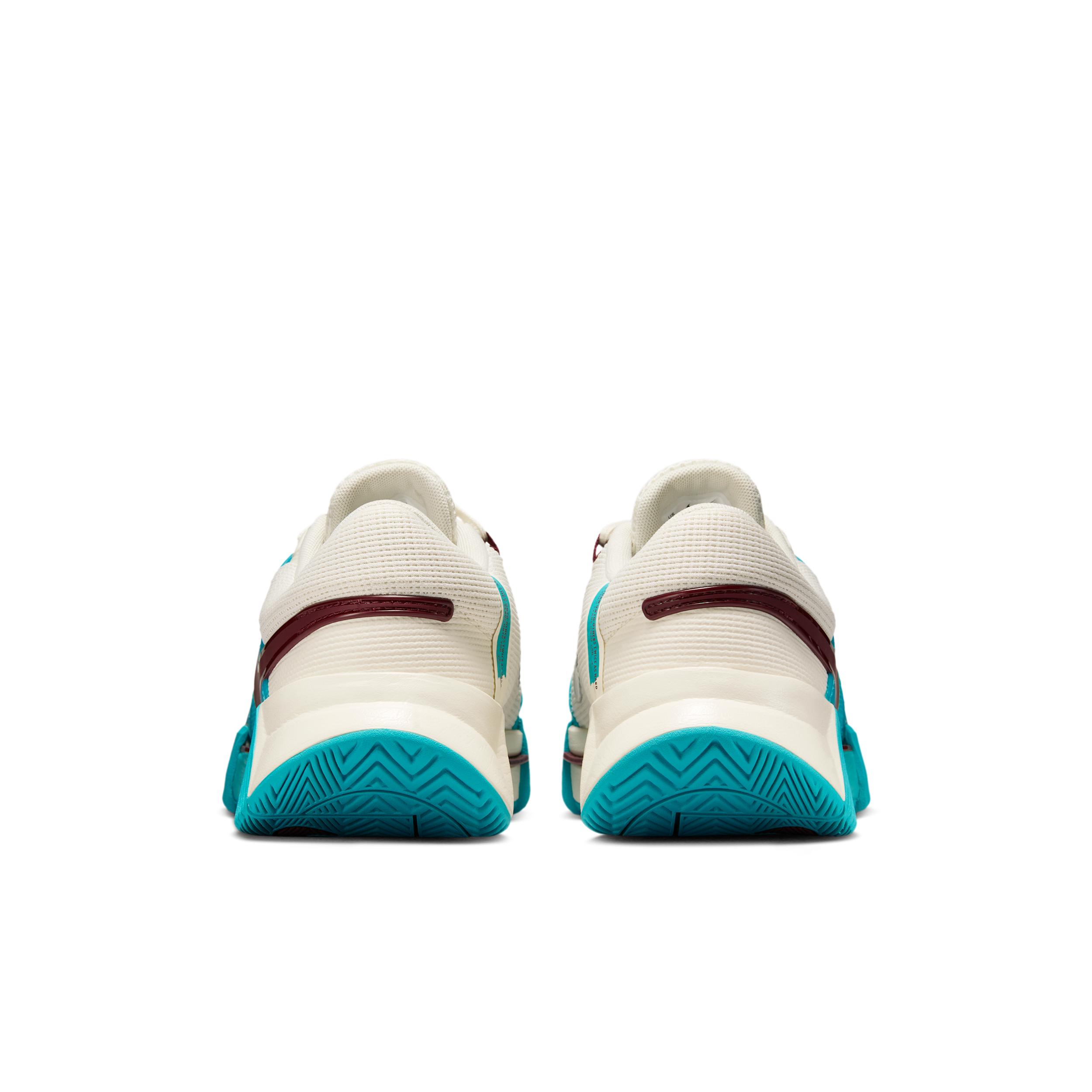 Nike Women's GP Challenge 1 Premium Hard Court Tennis Shoes Product Image