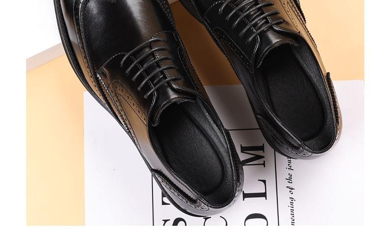 Lace-Up Wingtip Brogue Derby Shoes Product Image