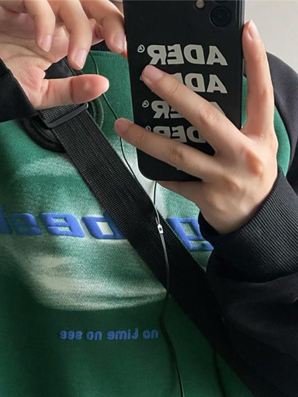 Men's Print Contrast Color Raglan Sweatshirt Product Image