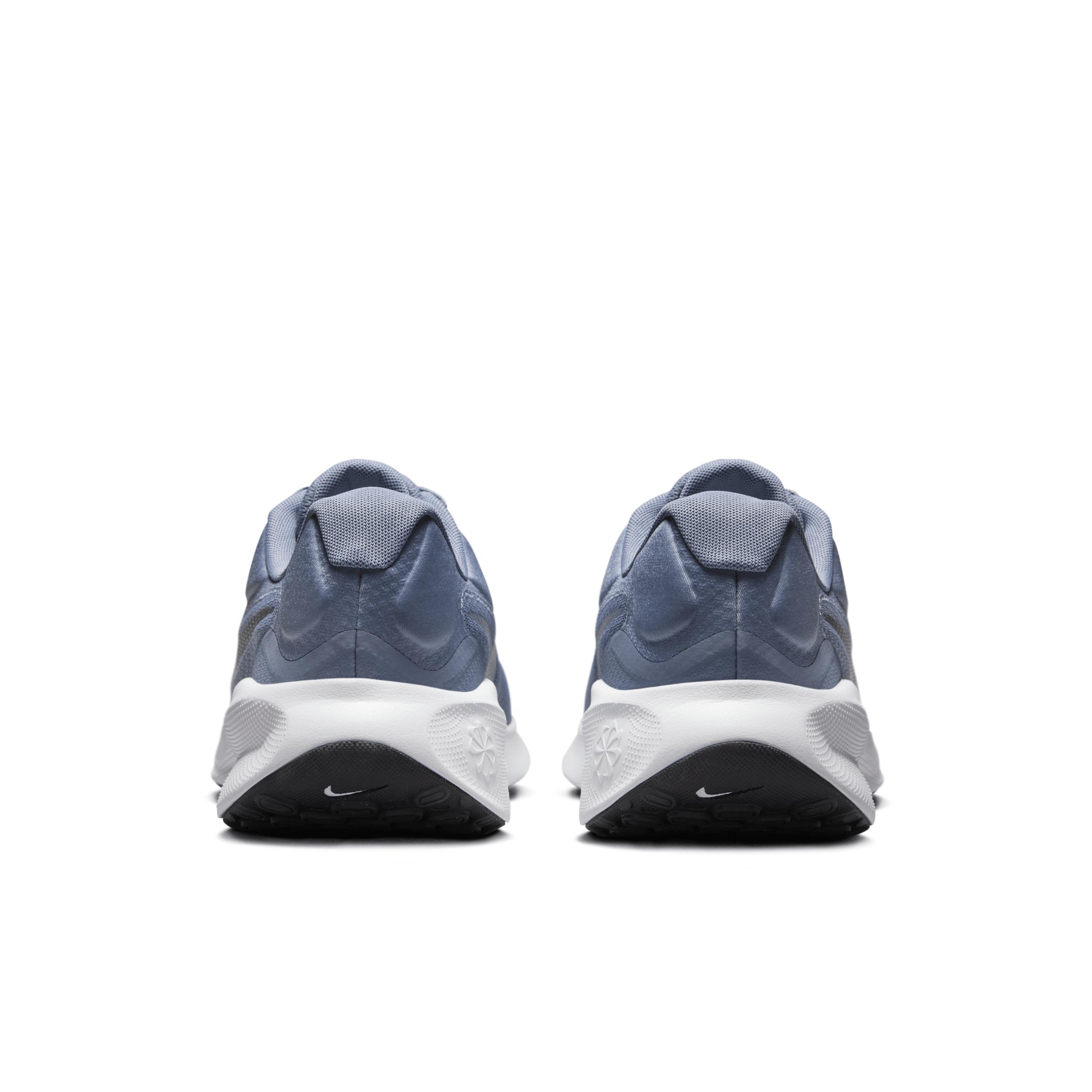 Nike Men's Revolution 7 Road Running Shoes Product Image