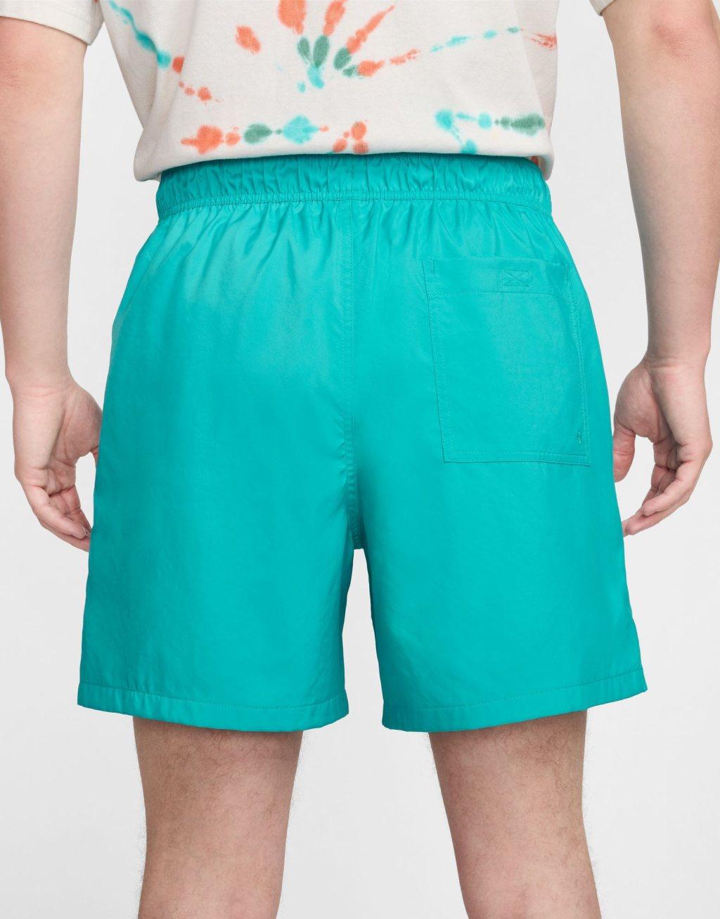 Nike Club woven shorts in turquoise  Product Image