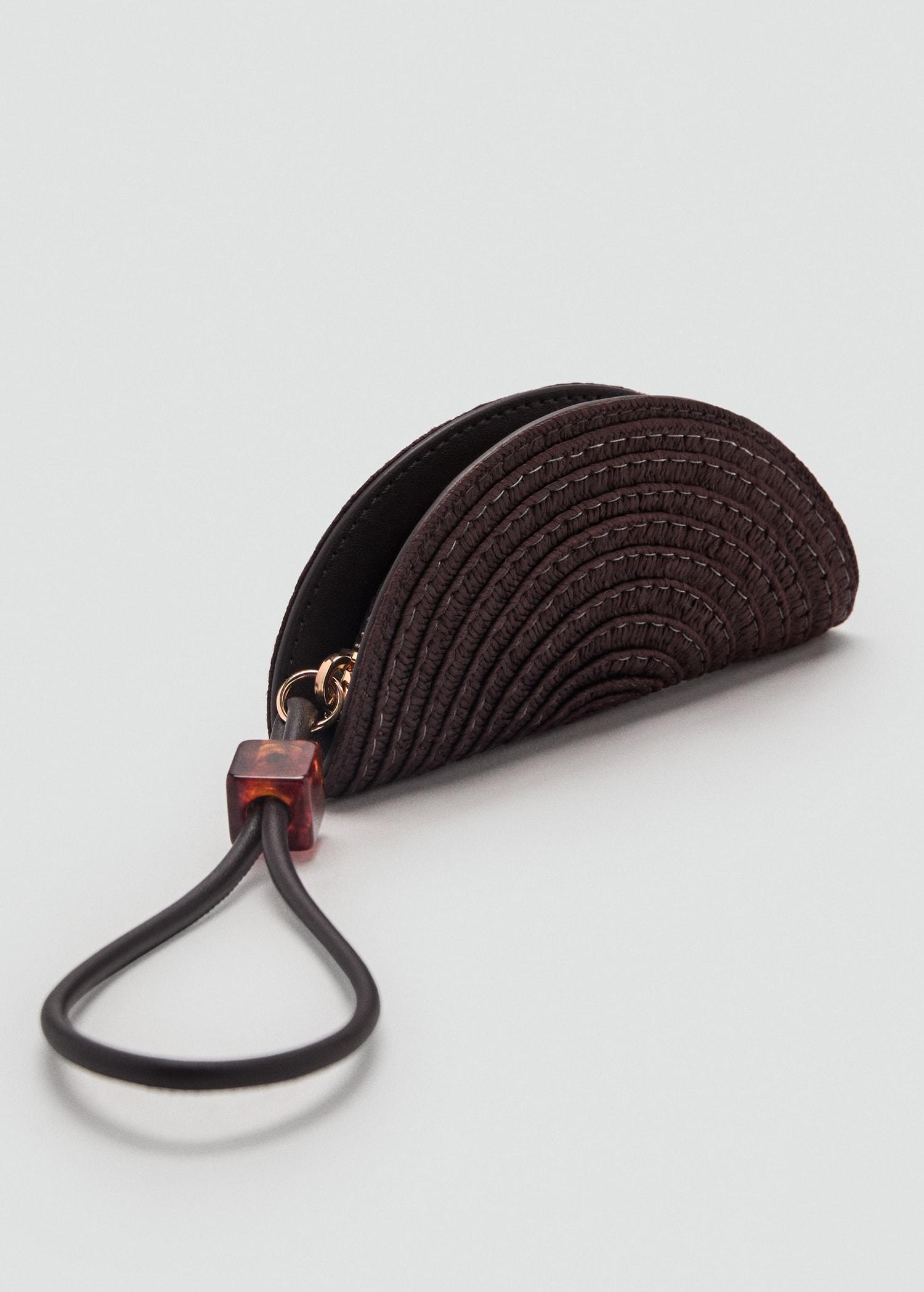 Natural fiber mini-toiletry bag with bead detail - Women | MANGO USA Product Image