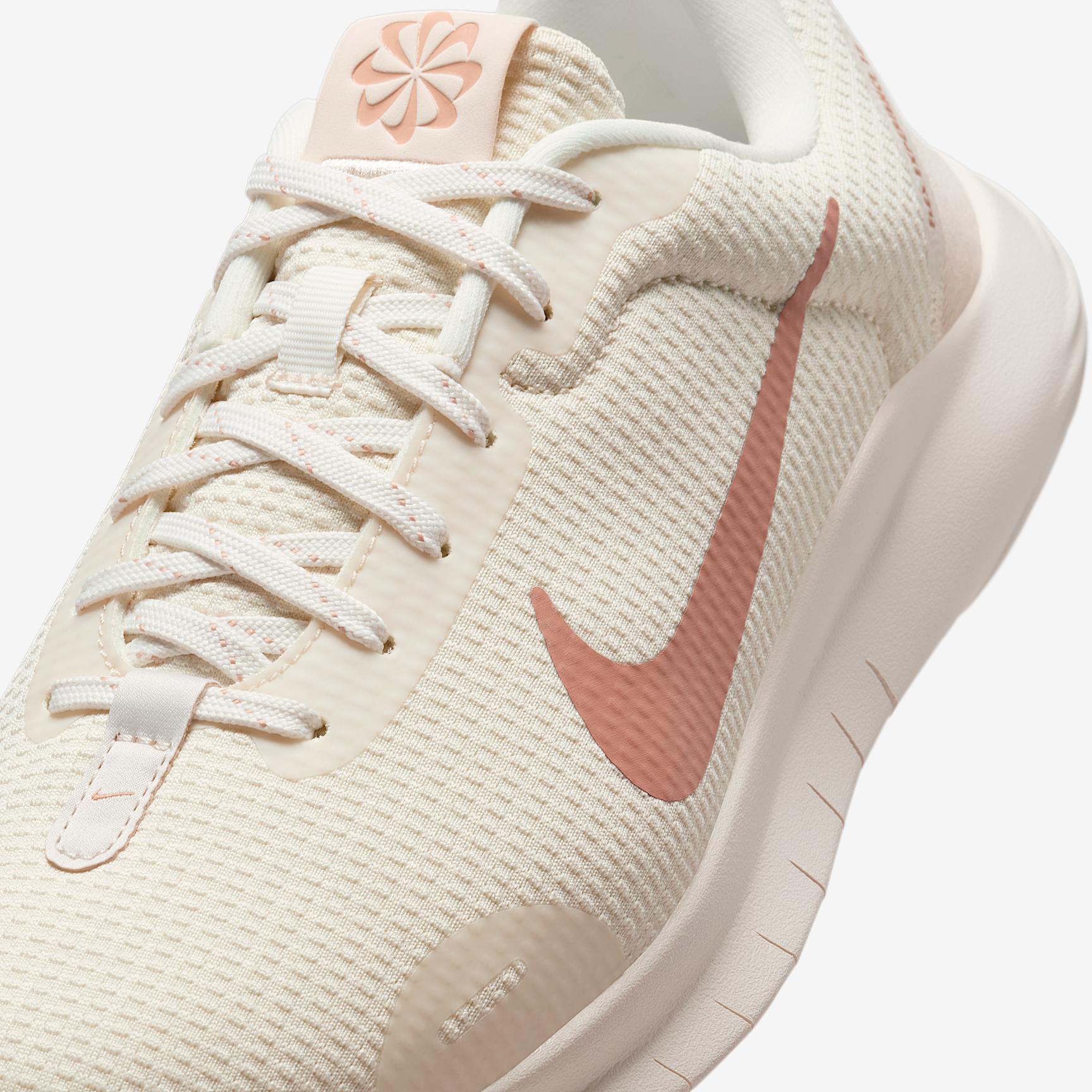 Nike Women's Flex Experience Run 12 Road Running Shoes (Extra Wide) Product Image