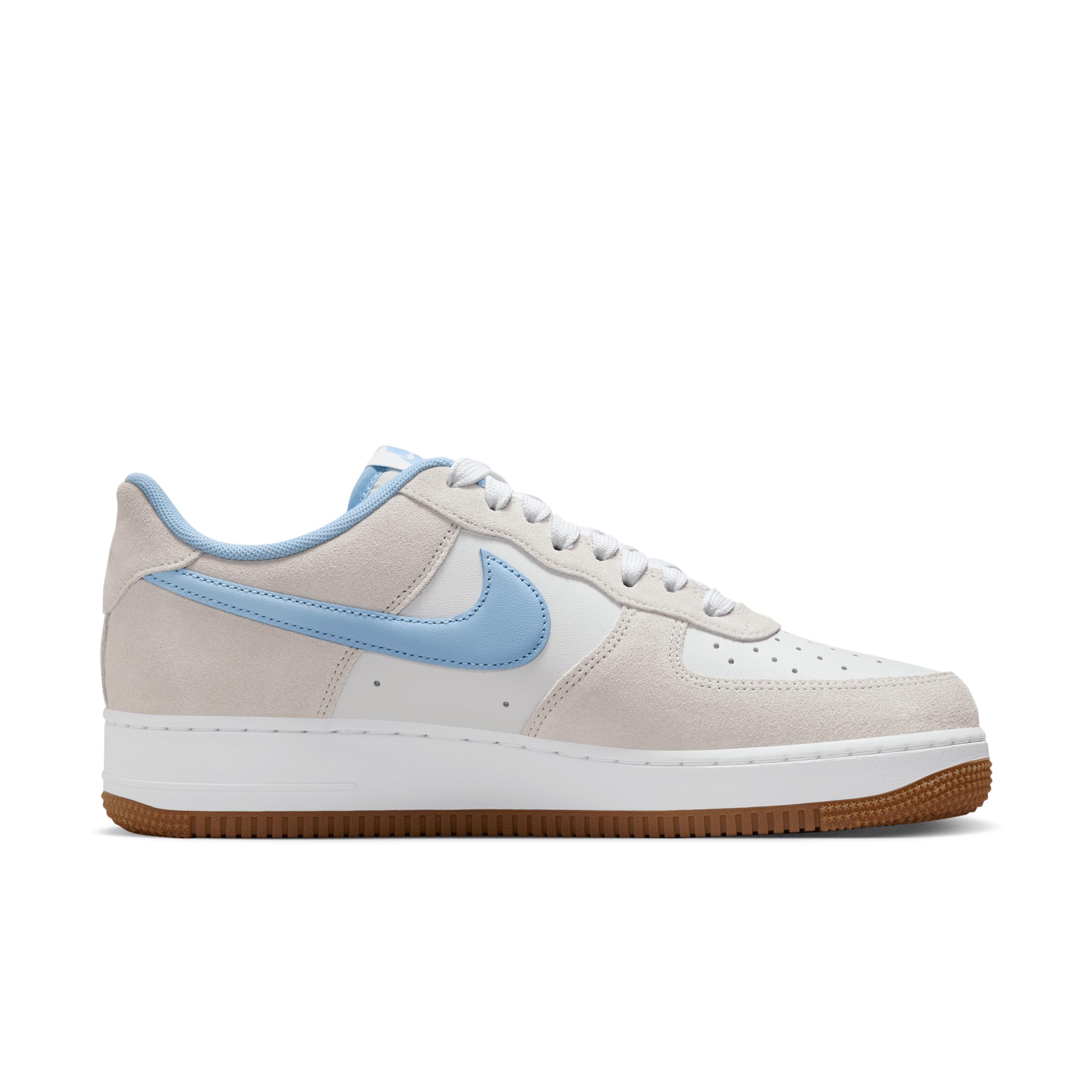 Nike Mens Air Force 1 07 Casual Shoes in White/Midnight Navy Product Image