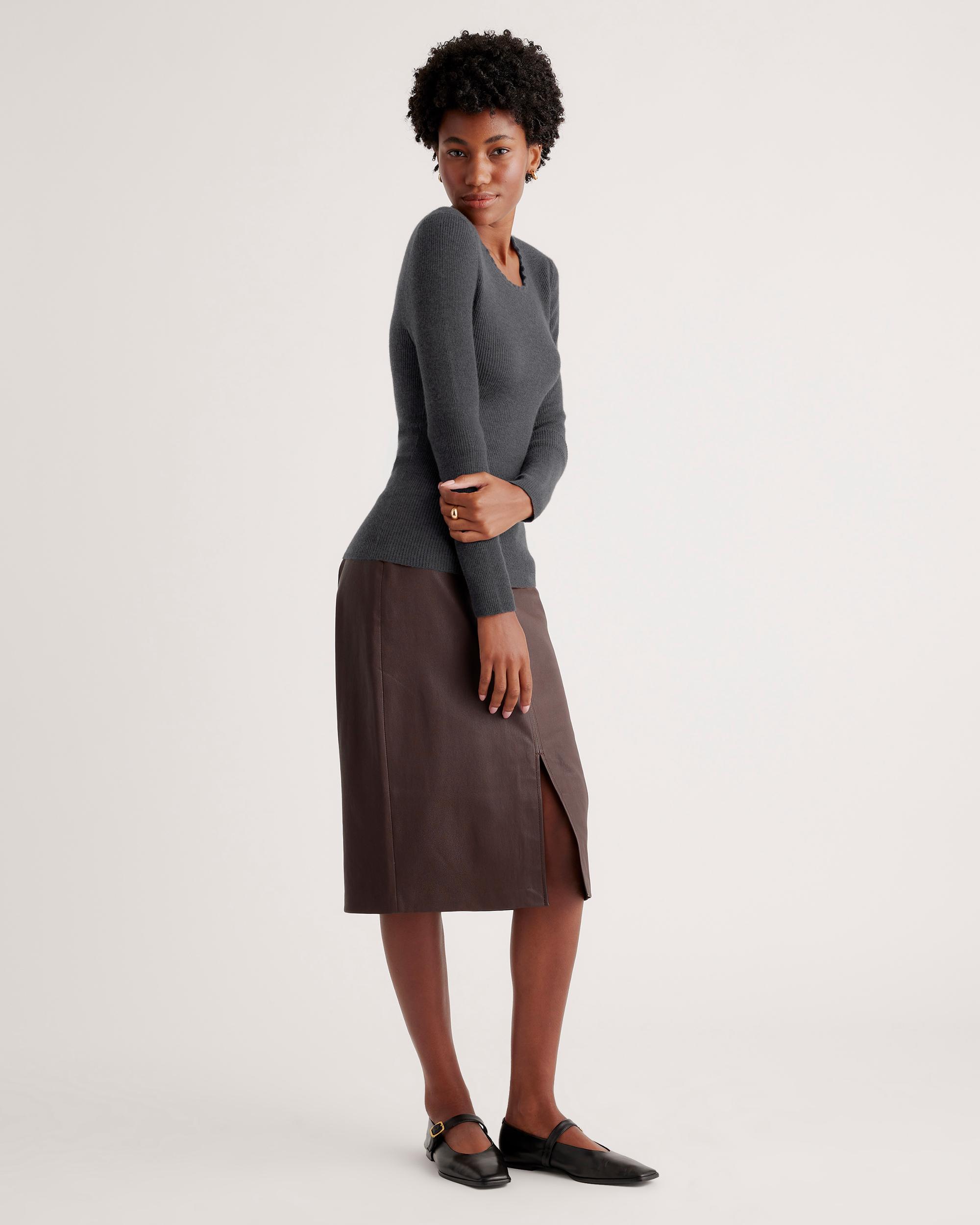 Quince | Women's Featherweight Cashmere Ribbed Crewneck Sweater Product Image