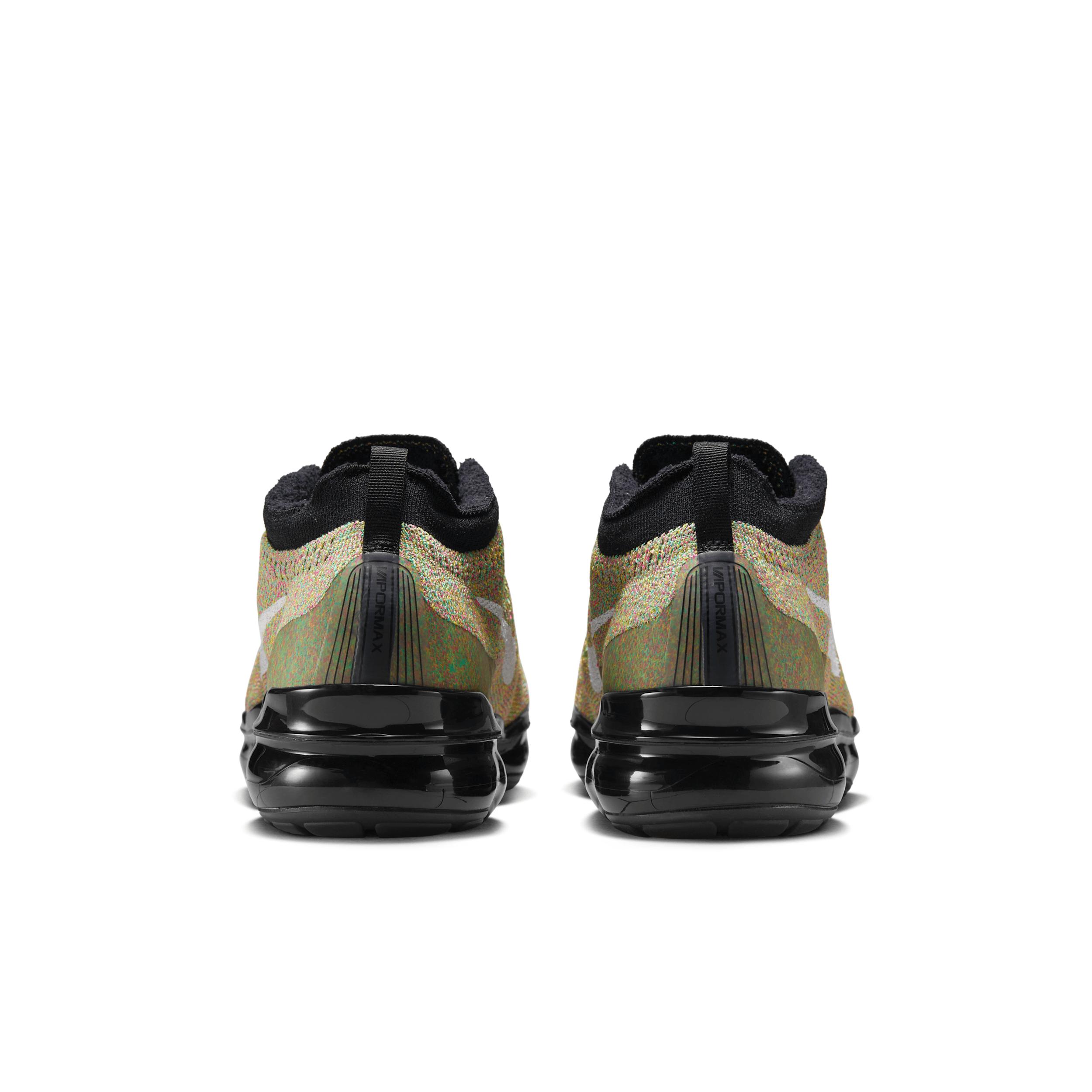 Nike Men's Air VaporMax 2023 Flyknit Shoes Product Image