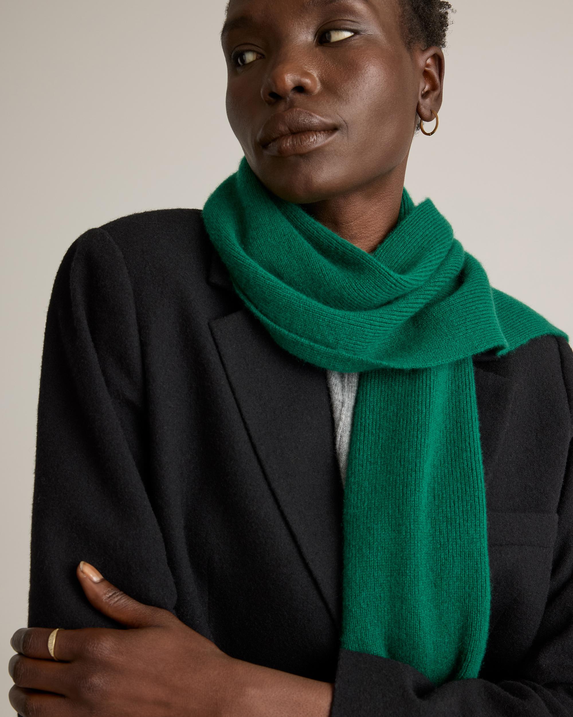 Quince | Women's Mongolian Cashmere Scarf Product Image