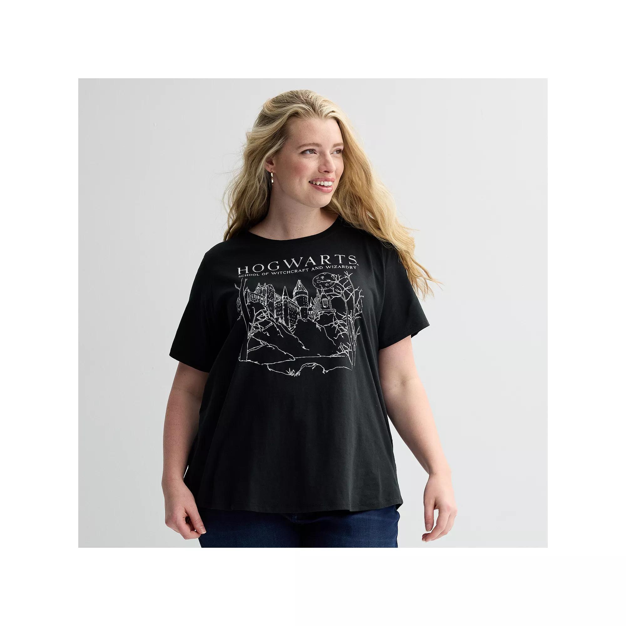 Plus Size Harry Potter Hogwarts School Of Witchcraft And Wizardry Graphic Tee, Women's, Size: 4XL, Black Product Image